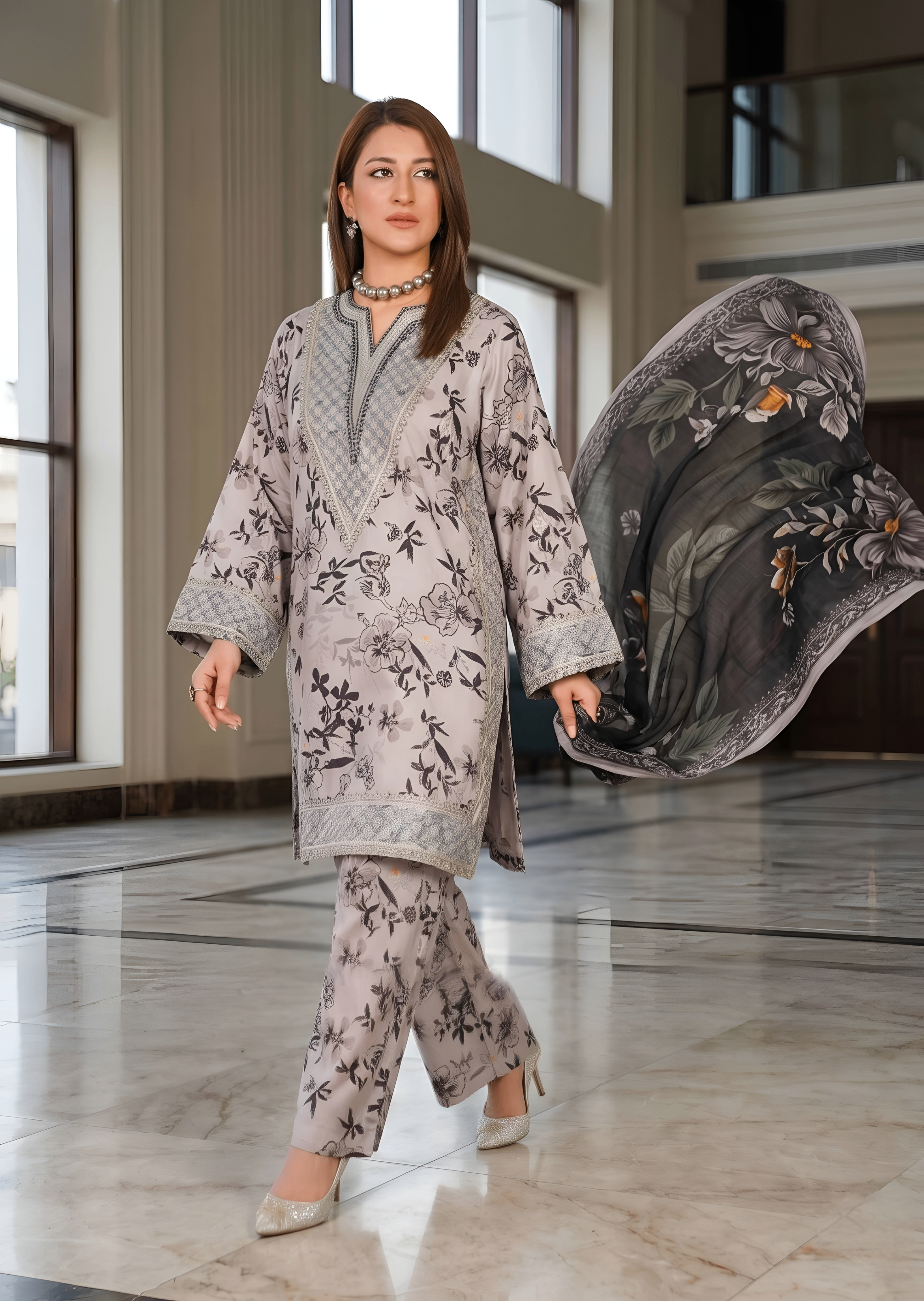 arabic lawn Kurta Set in Grey