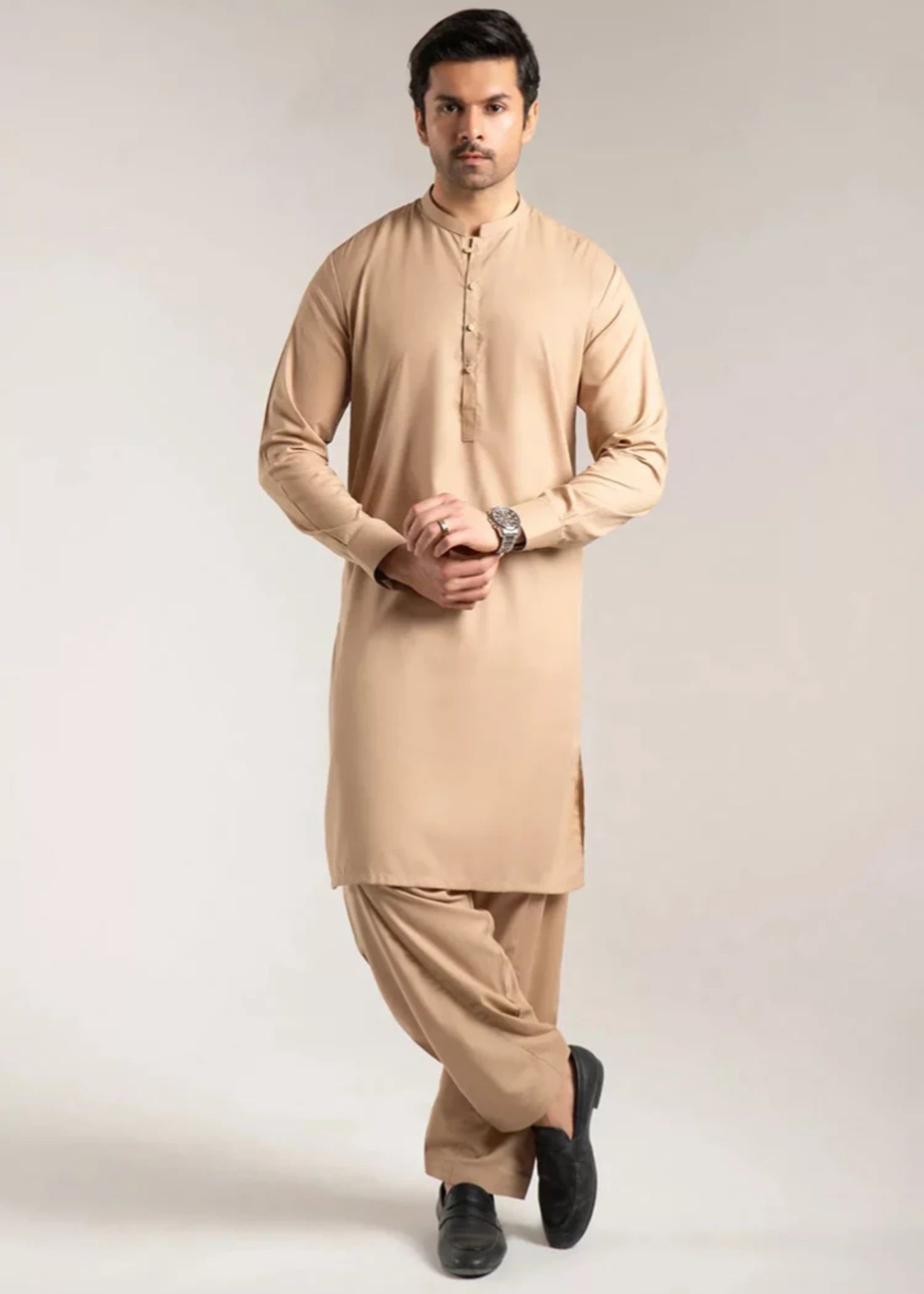 wash & wear Shalwar Kameez in Tan brown