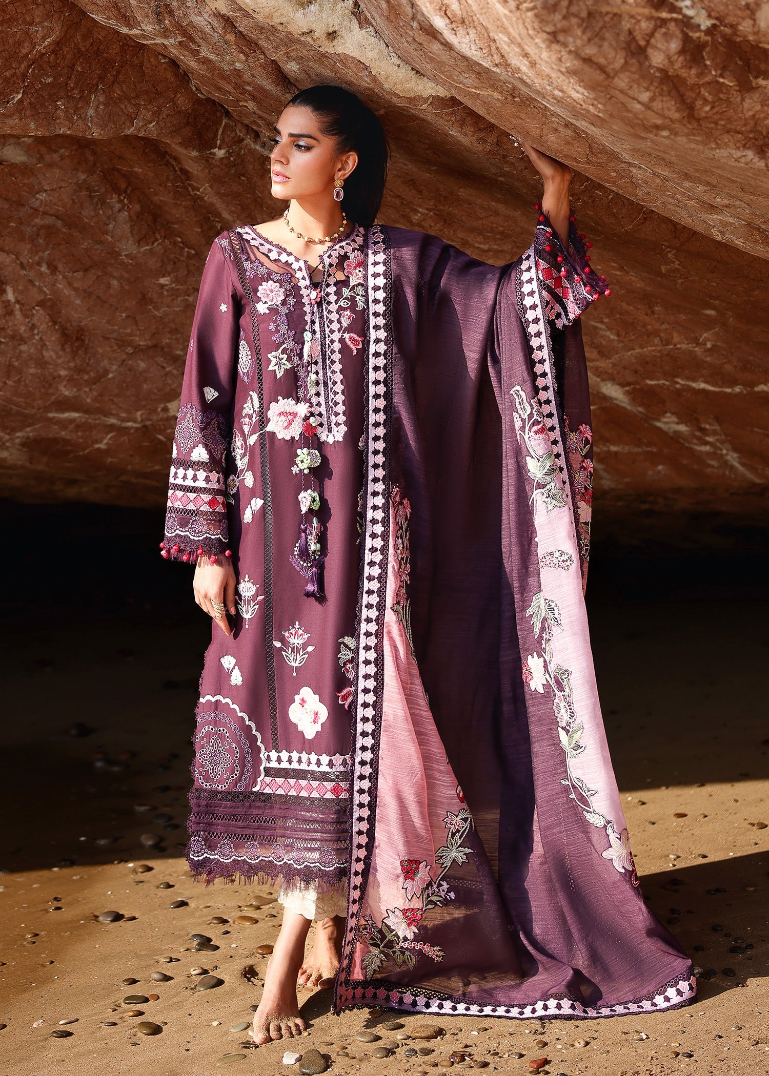 Breeze Festive Luxury Lawn – NOOR-2-A