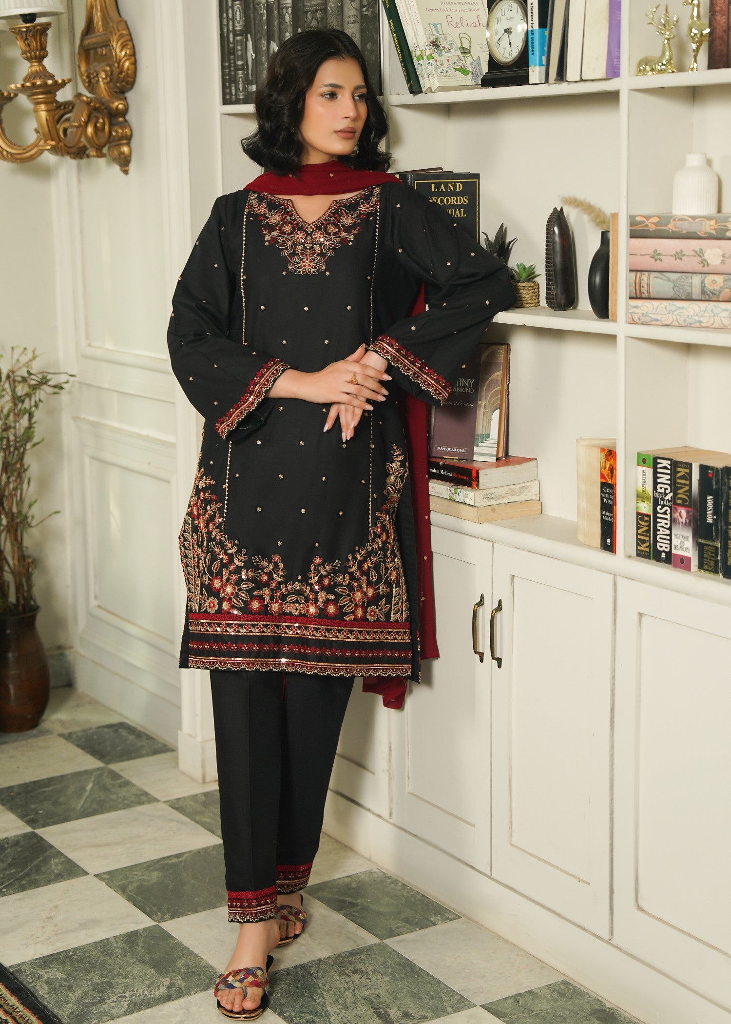 cotton Kurta Set in Black, maroon
