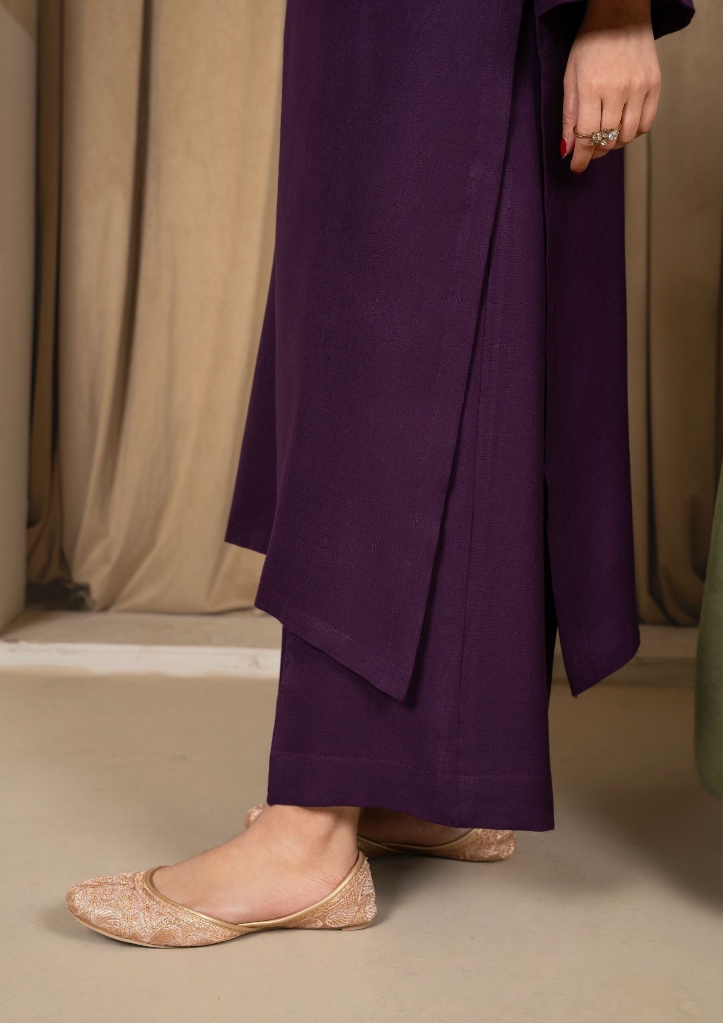 dhanak wool Kurta Set in Deep purple
