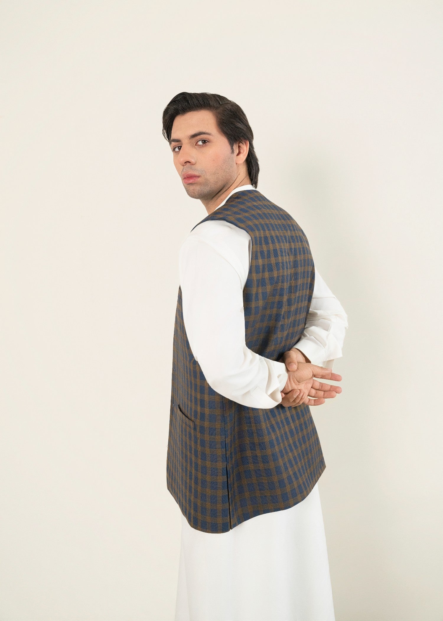 suiting Waistcoat in Navy blue by Yes the instyle
