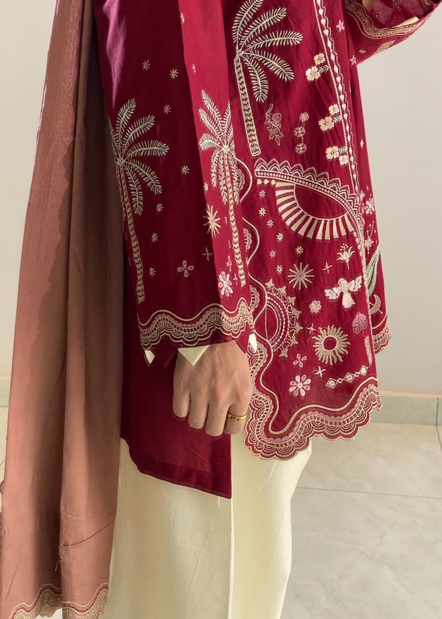 linen Kurta Set in White, maroon