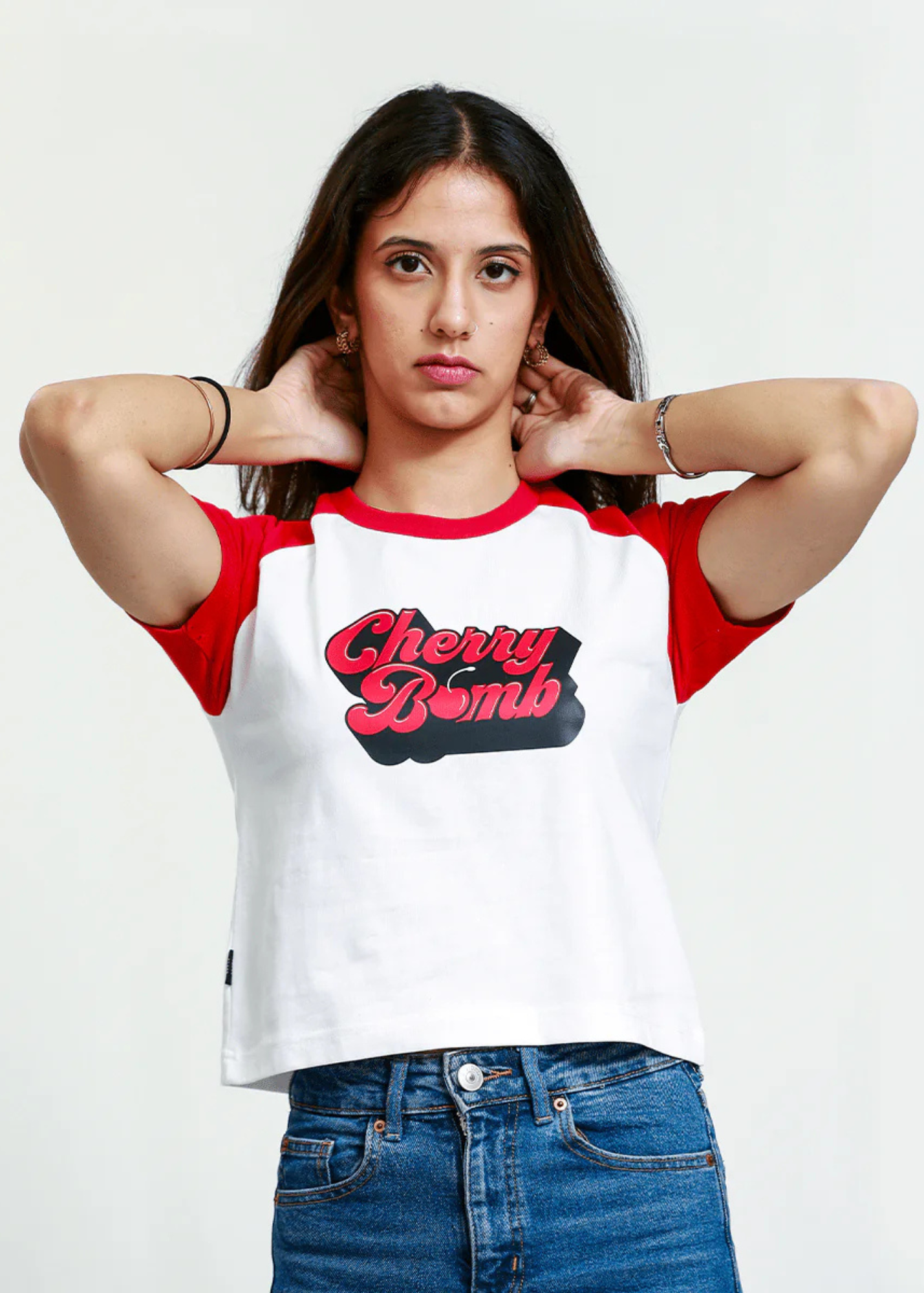 cotton T Shirt in White, red
