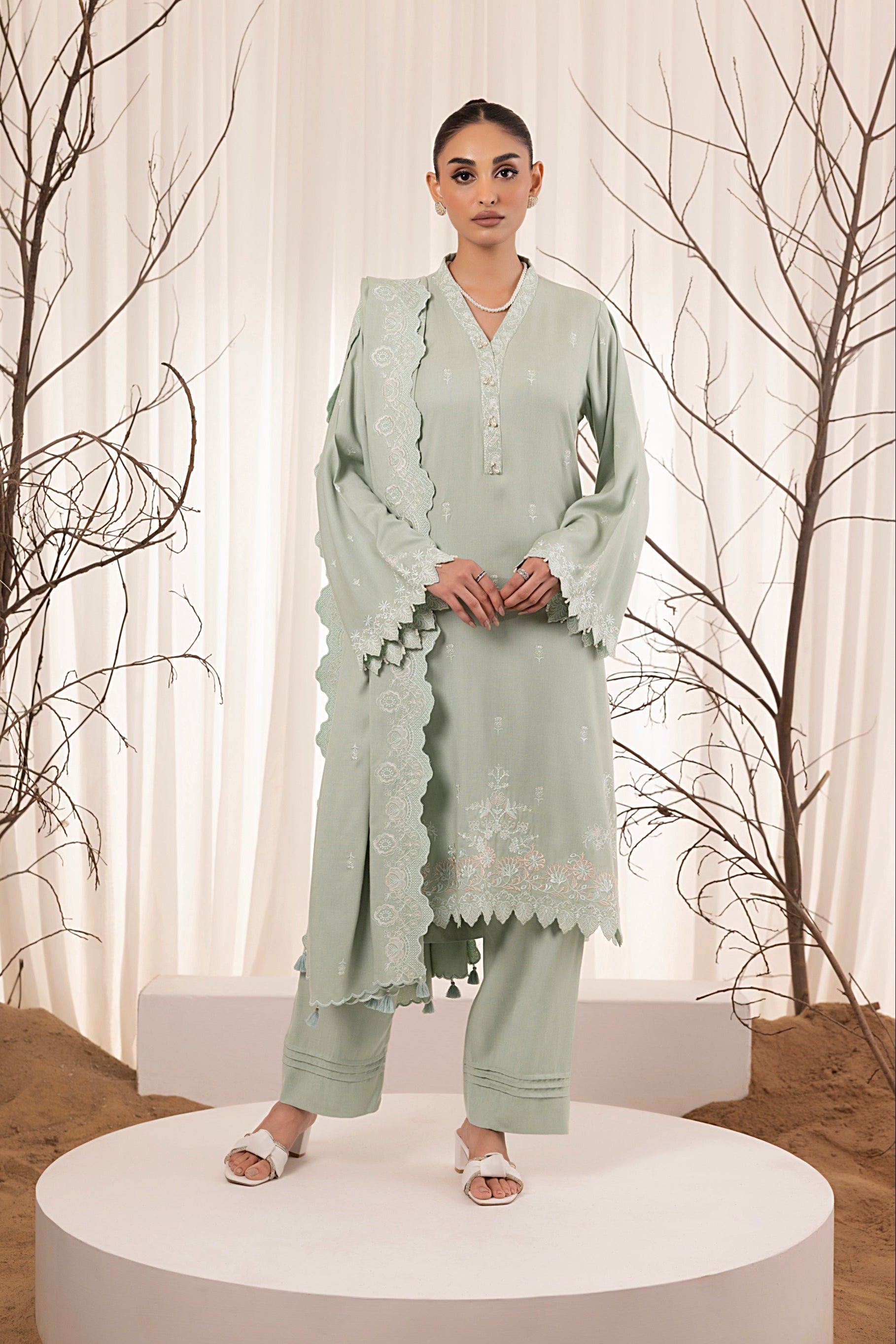 wool Unstitched in Tea green