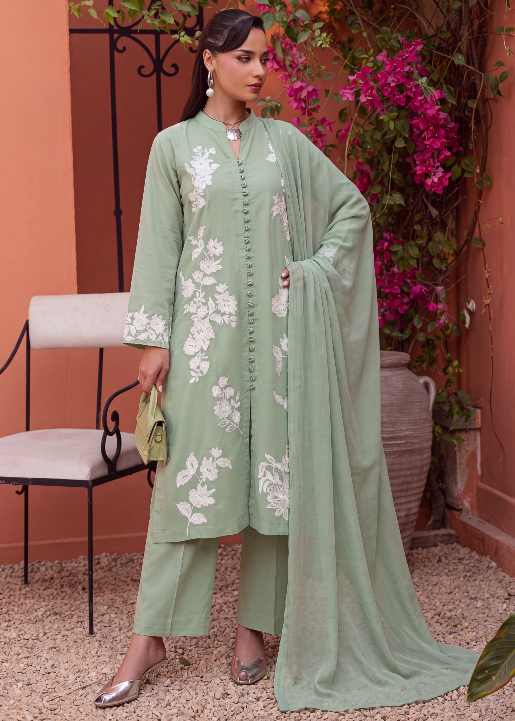 linen Kurta Set in Moss green