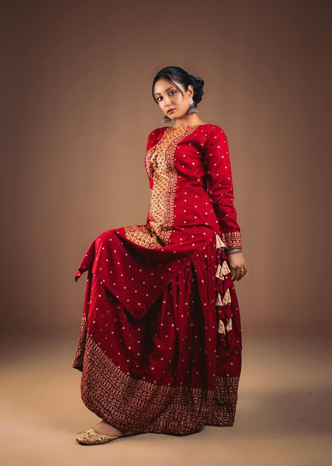 linen Lehenga in Maroon
