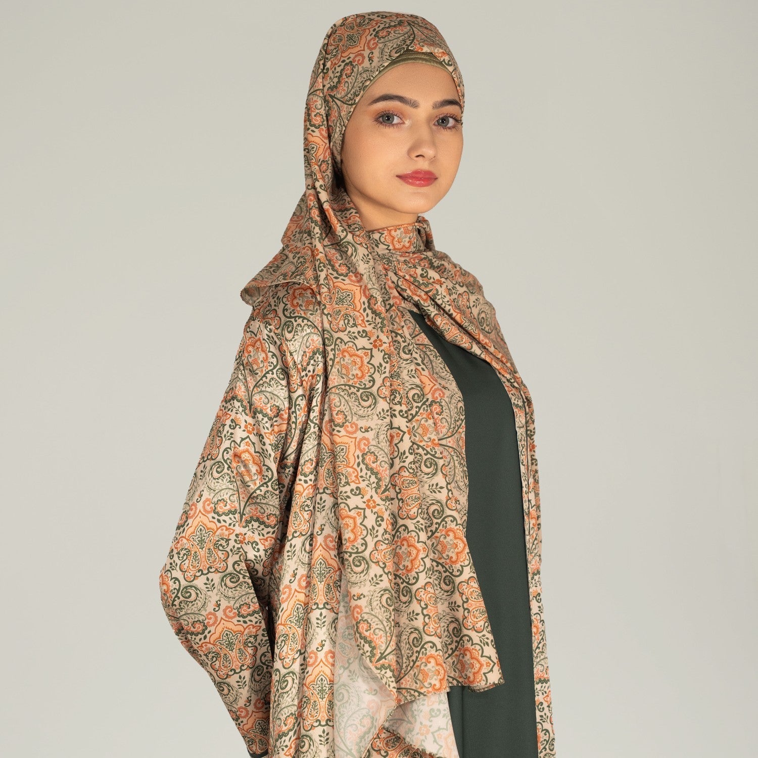 chiffon Hijab in Cream