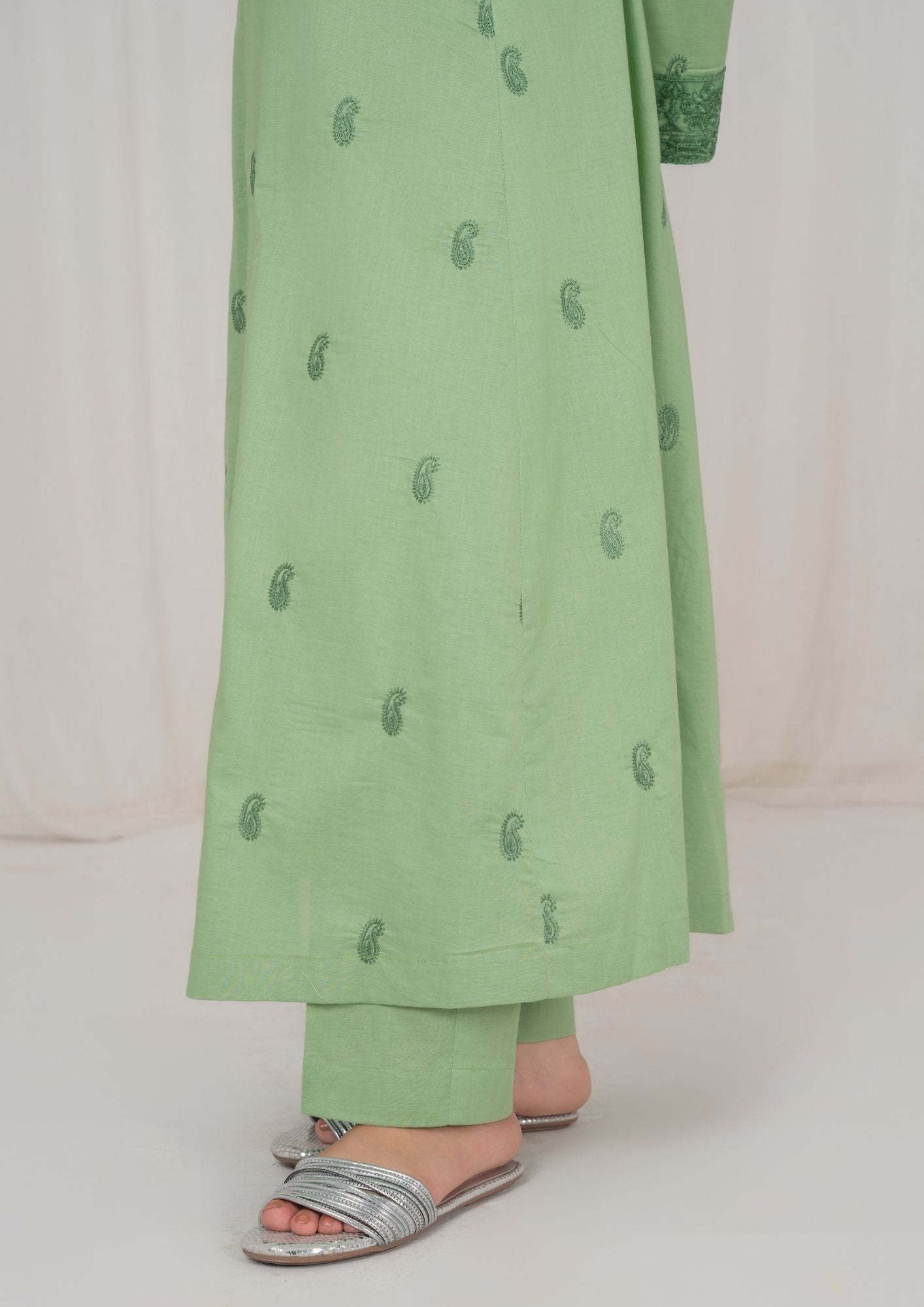 lawn Pishwas in Pistachio green
