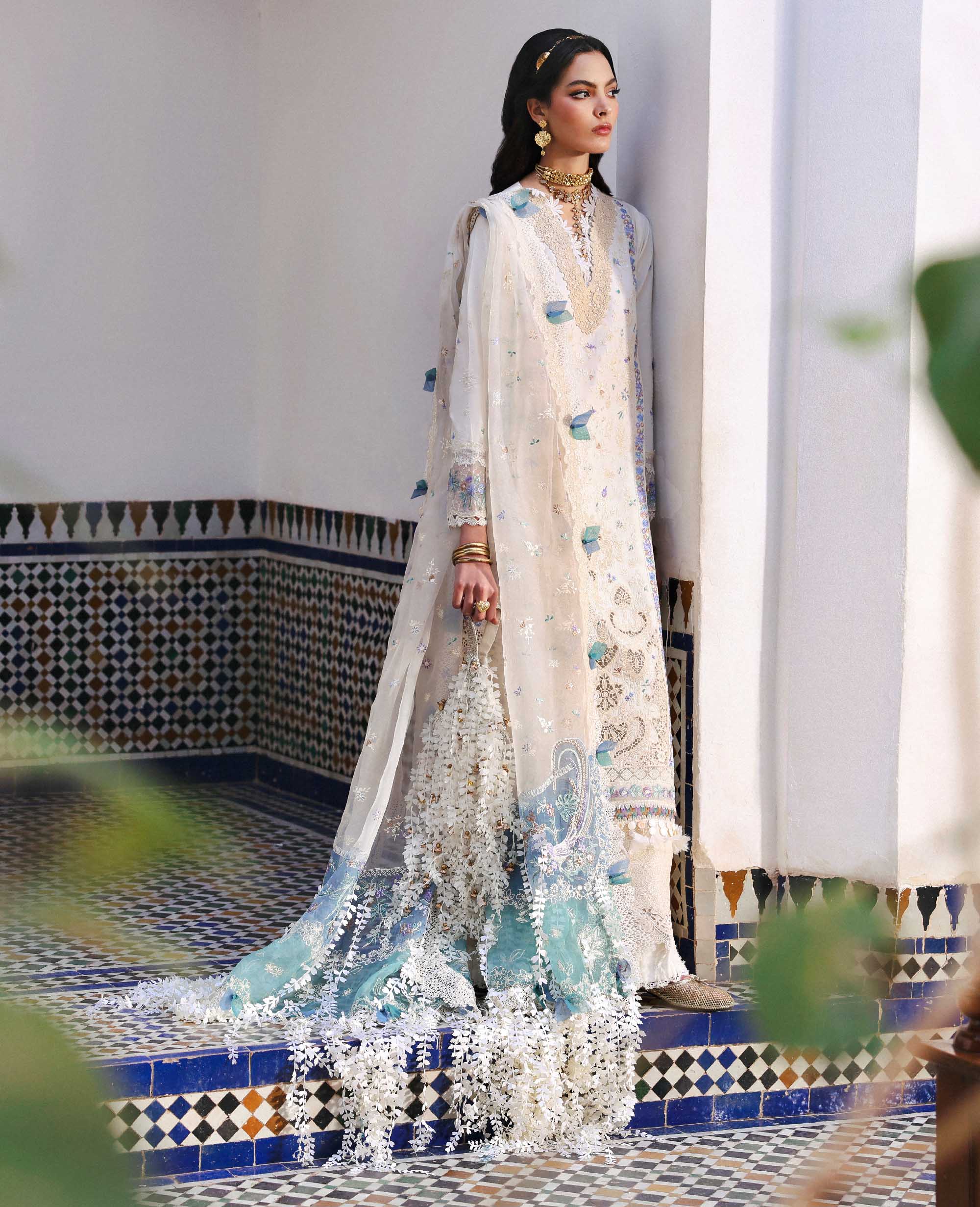 Republic Reine Eid Luxury Lawn – Nola