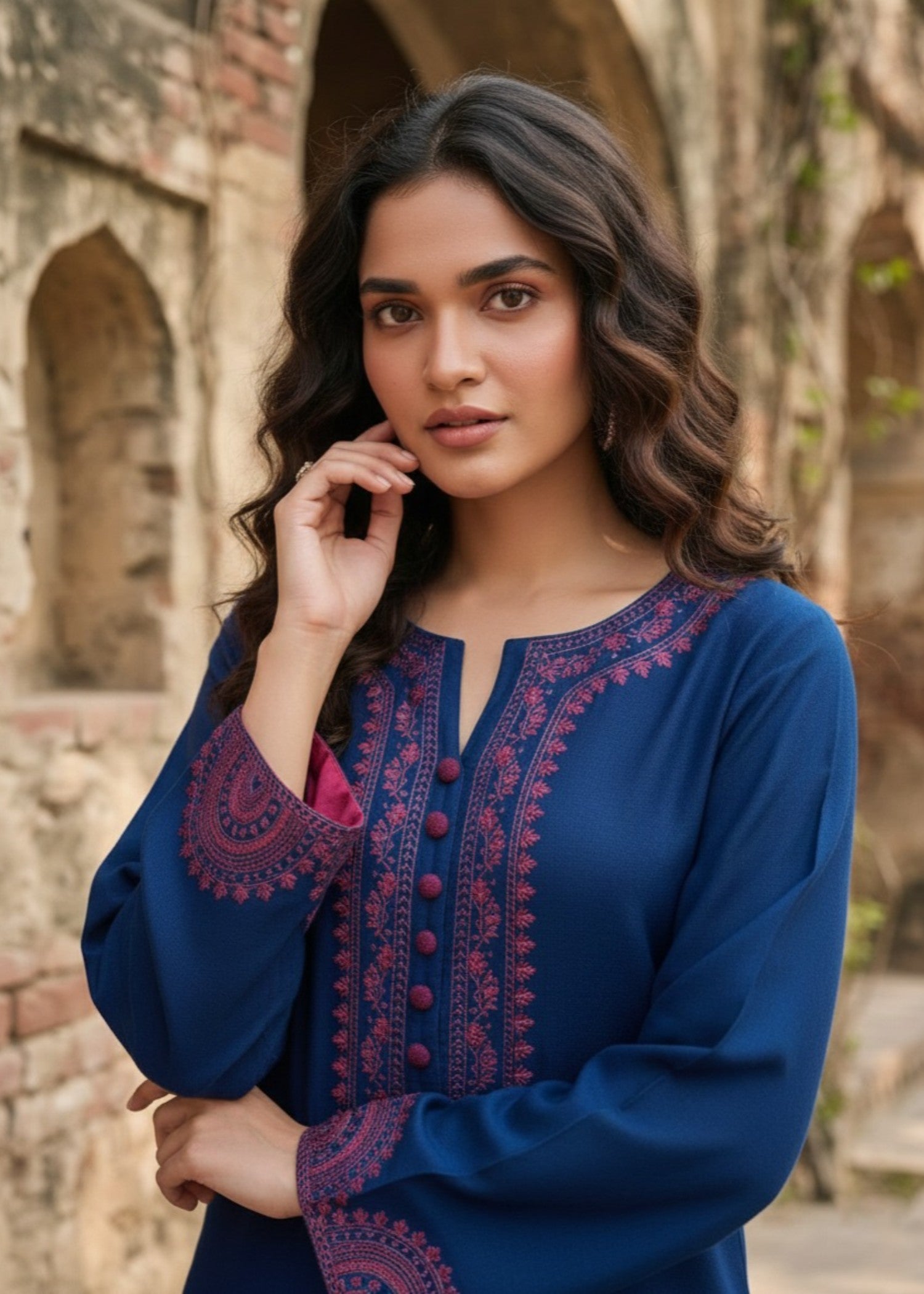 fine khaddar Kurta Set in Navy blue