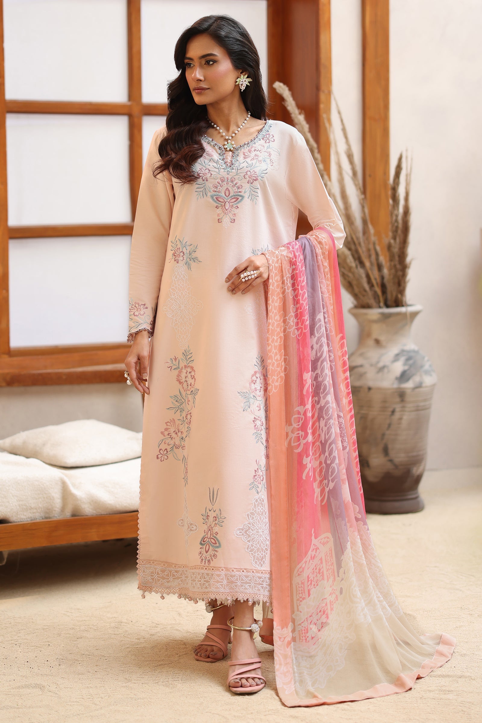 Raaya Rameen Lawn – AURORA