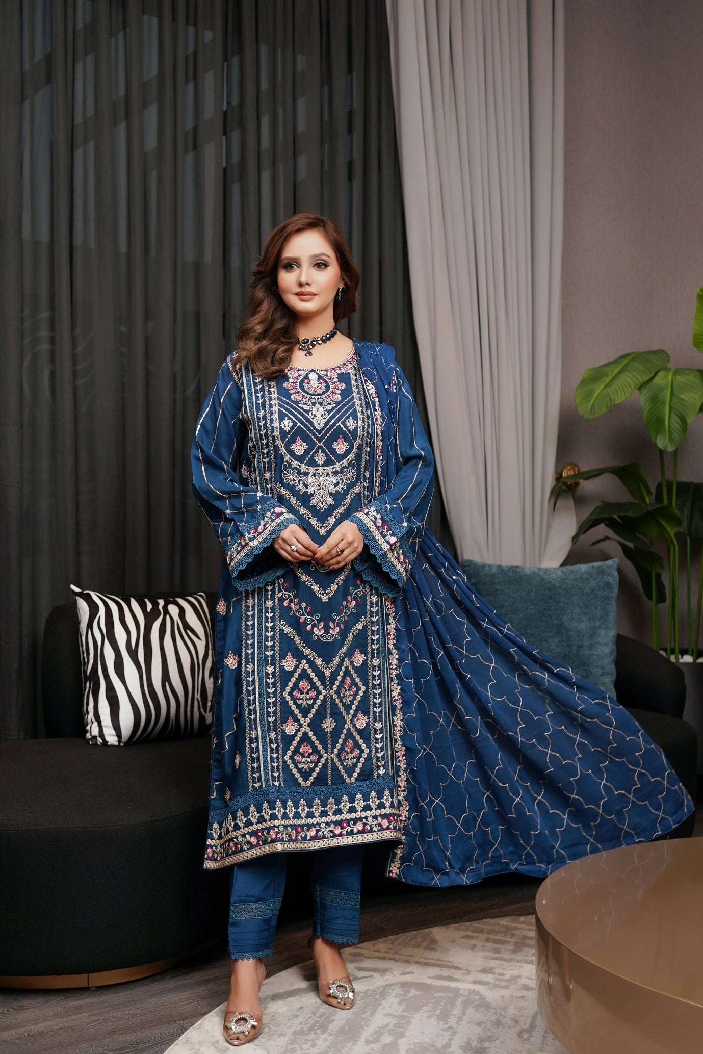 Shamooz Silk Edit Festive Pret Formals – D-5