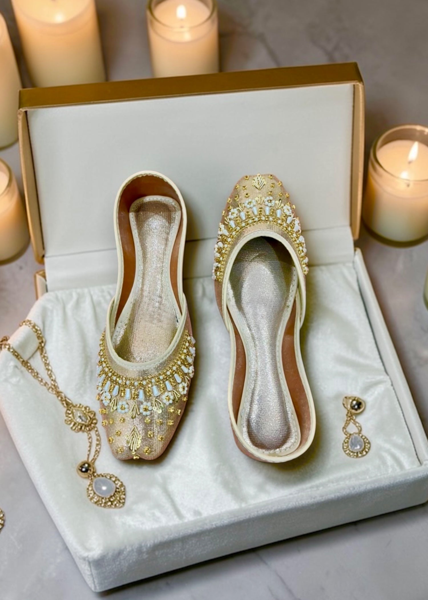Khussa in Gold by - High Quality Women Khussa VFF0637
