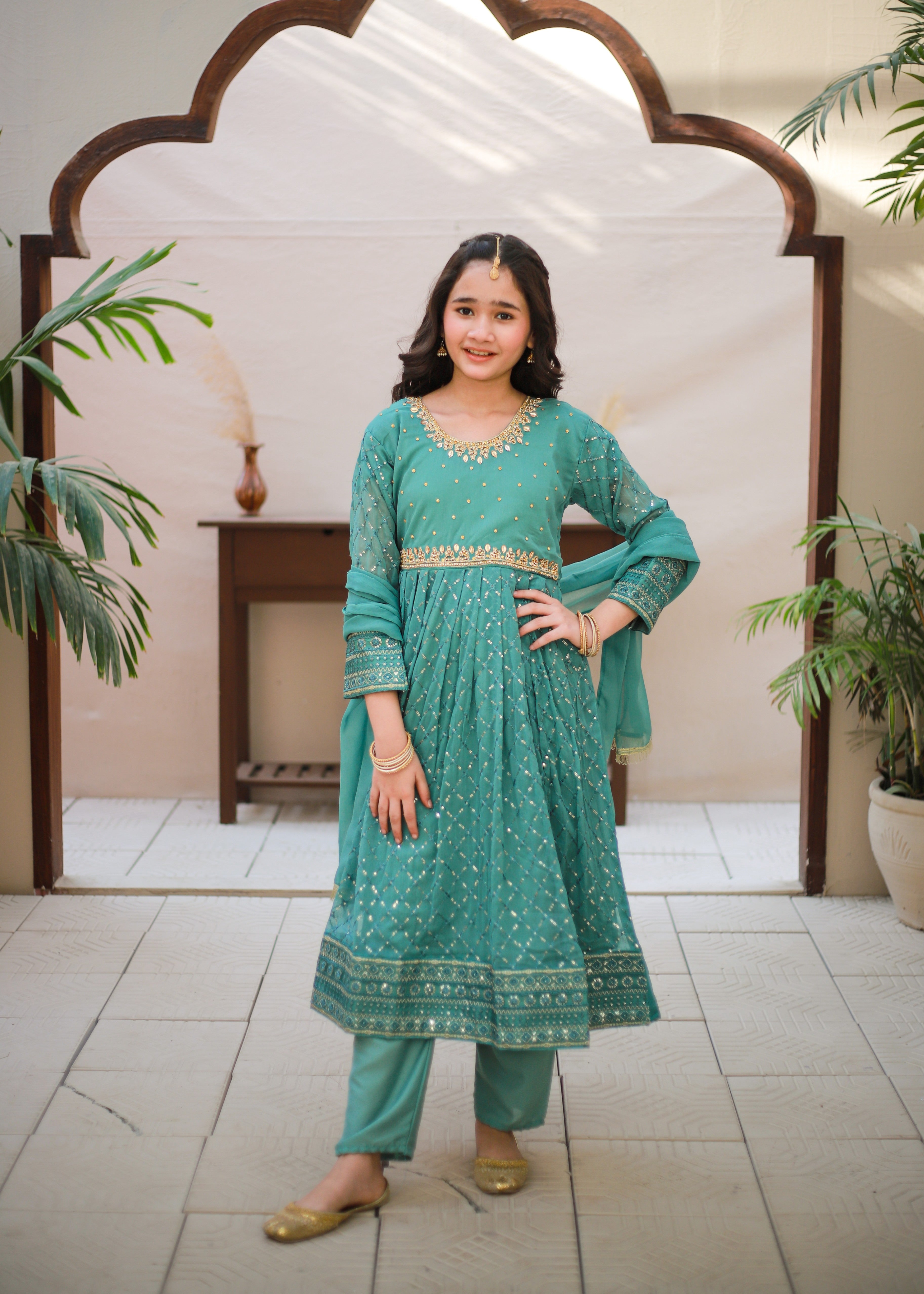 chiffon Pishwas in Turquoise