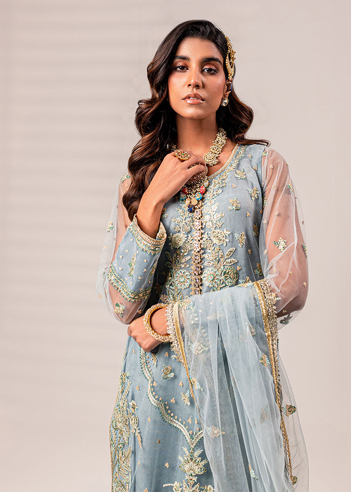 net Unstitched in Sky blue