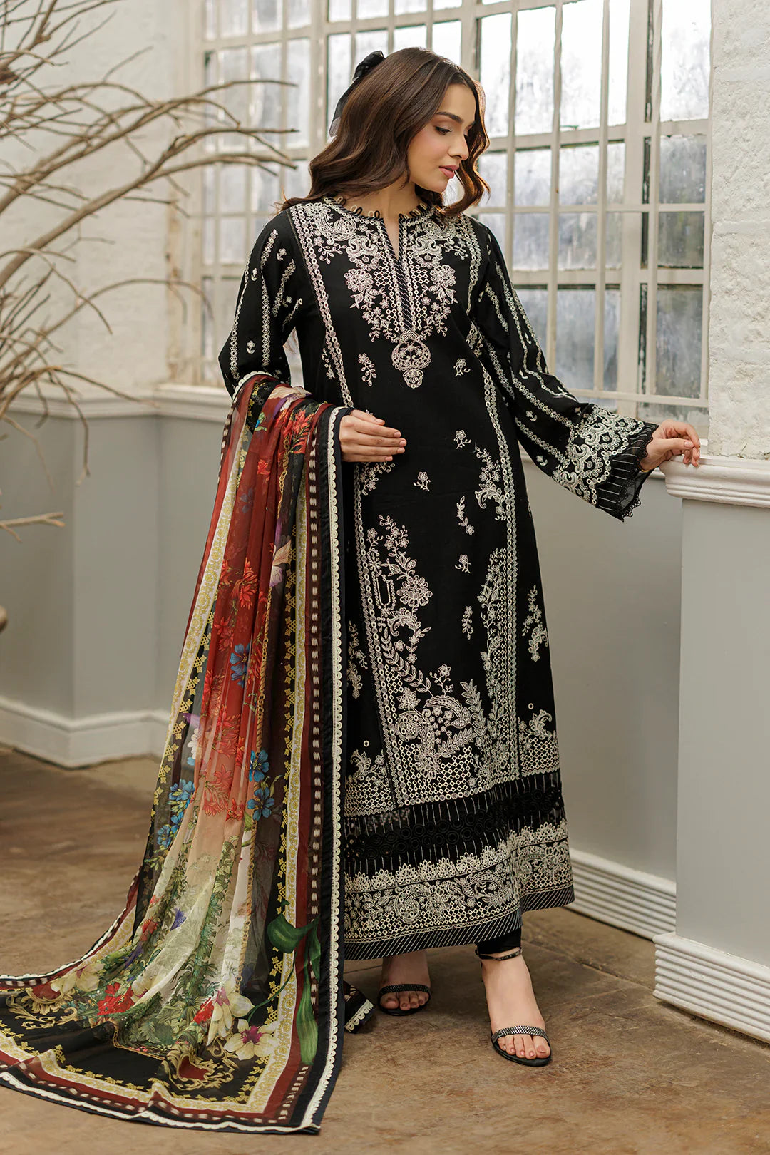 Chikankari Lawn – Z-4028