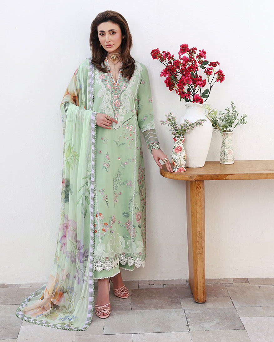 Floral Reveire Lawn – Daydream Gleam