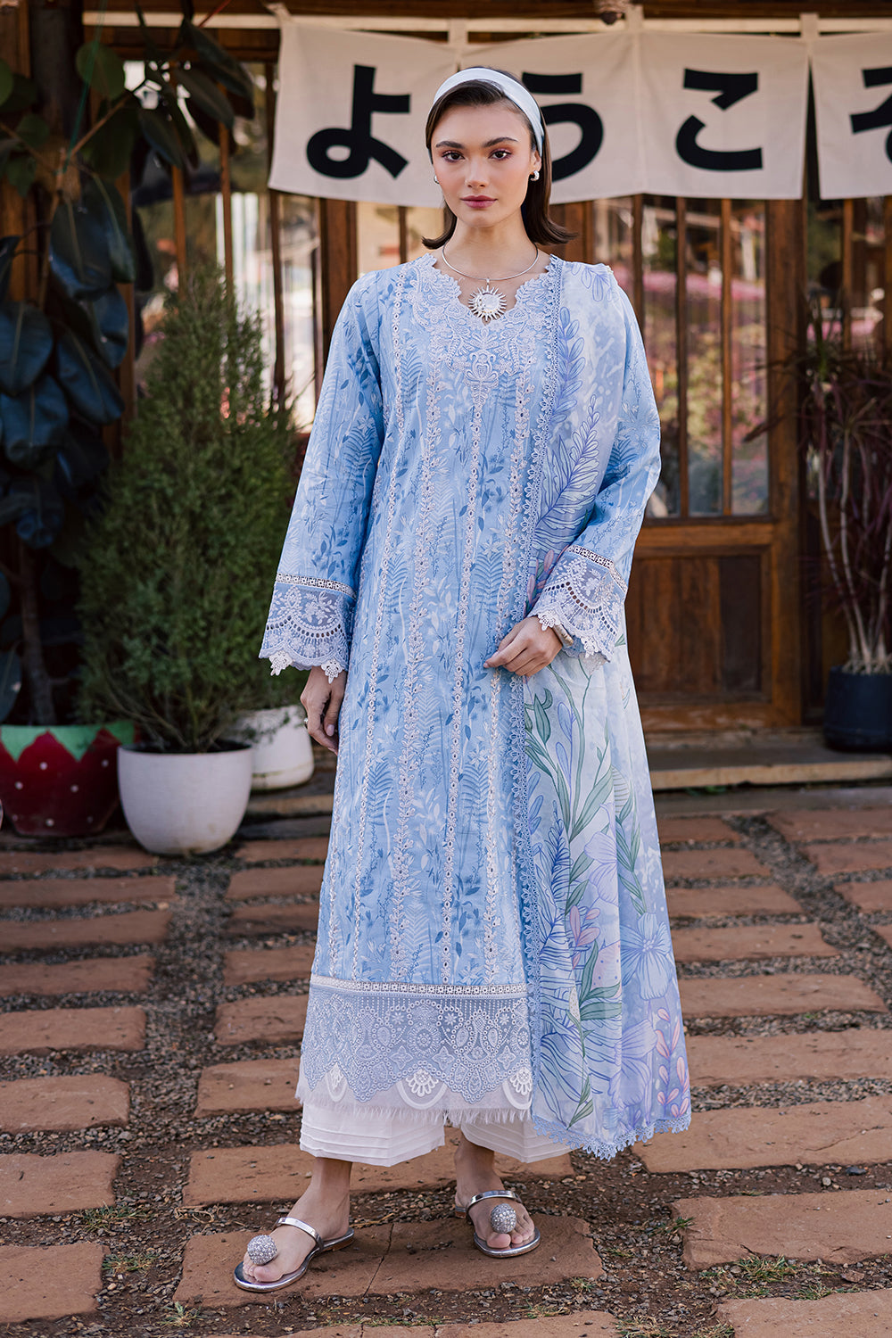 Shezlin Chikankari Eid Edit Lawn – SEREEN (AV-05)