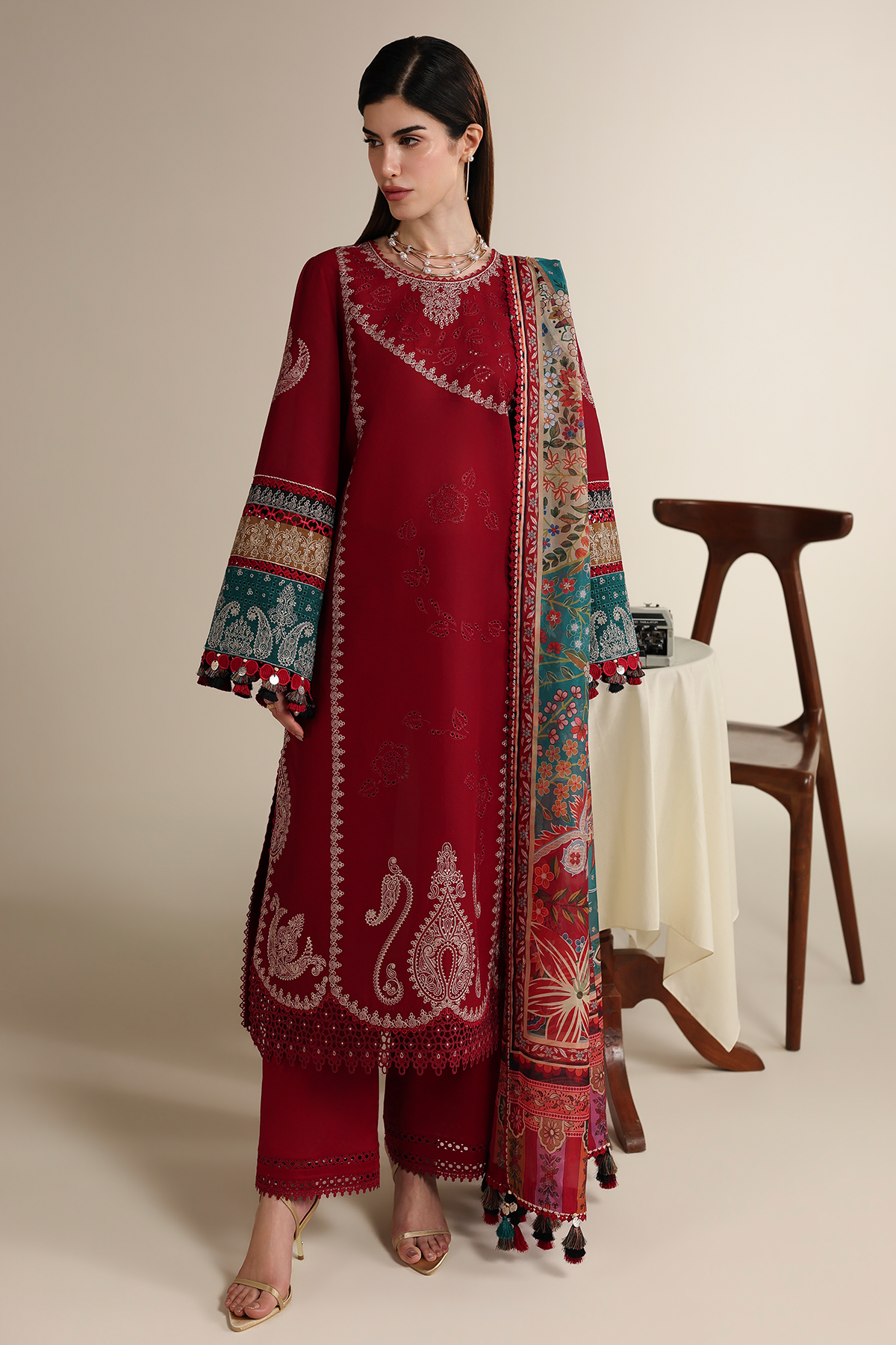 Iris Luxury Festive Lawn – IL26-D08