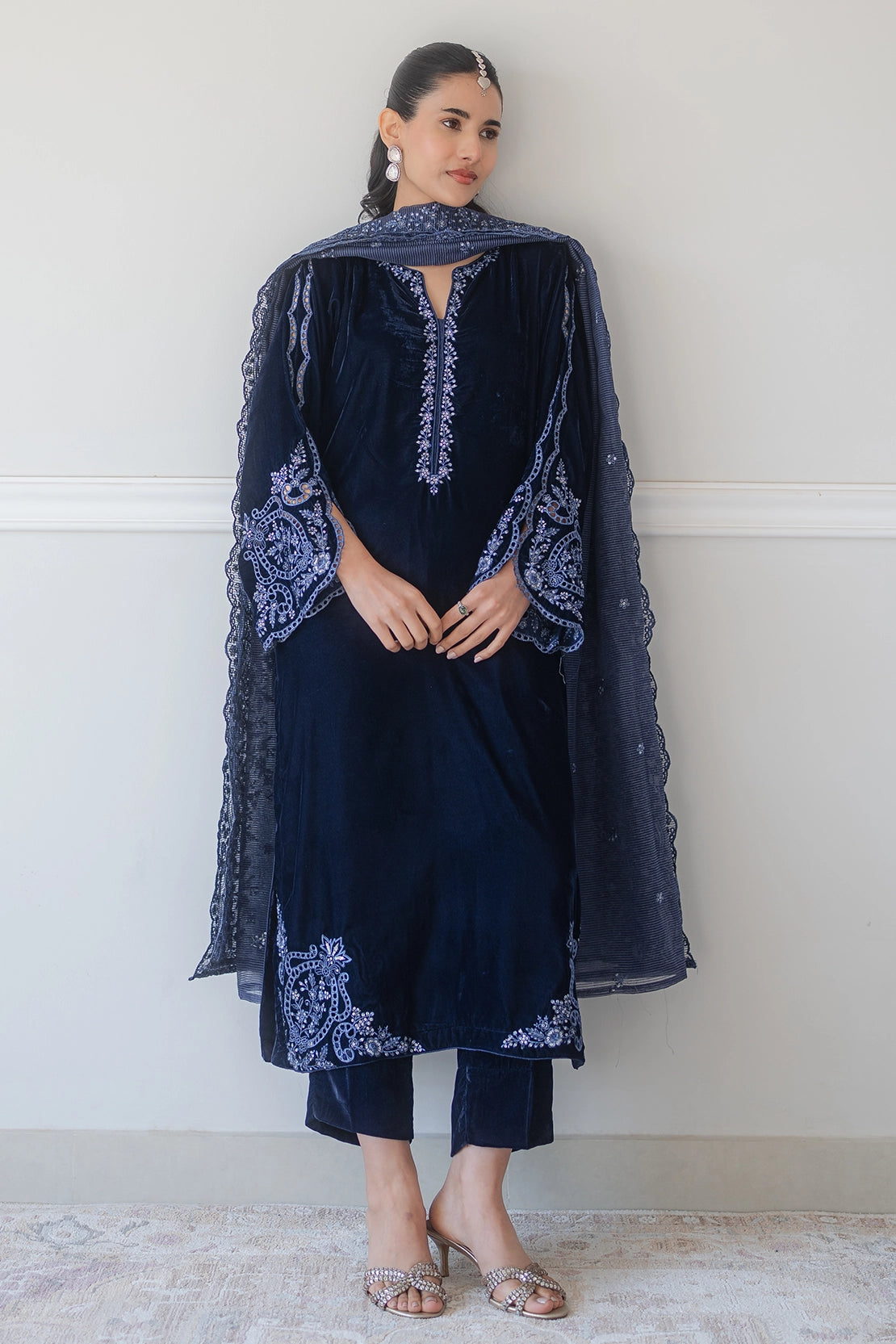 velvet Kurta Set in Midnight blue