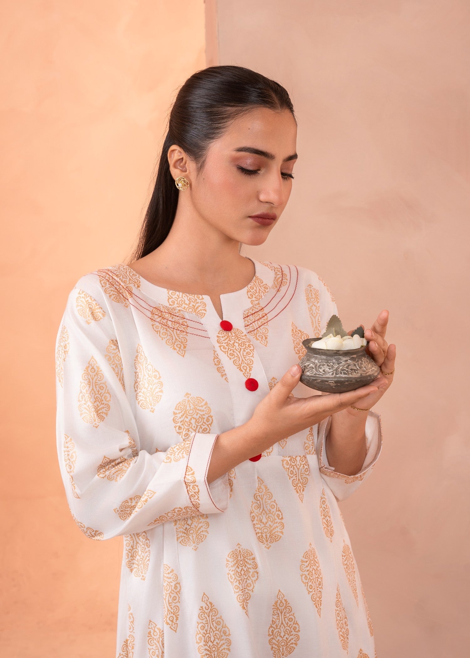 linen Pishwas in White