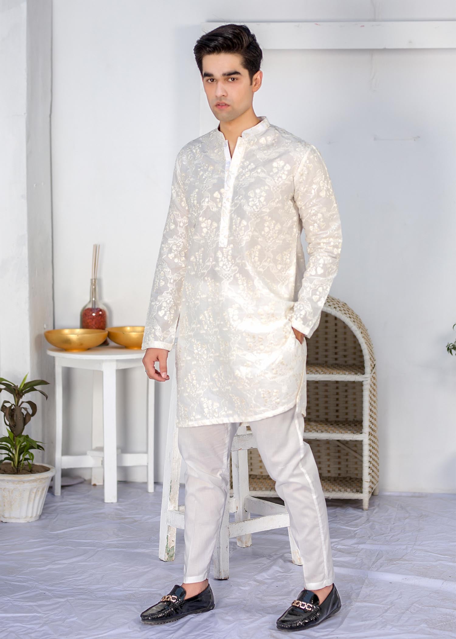 wash & wear Kurta Set in Off-white