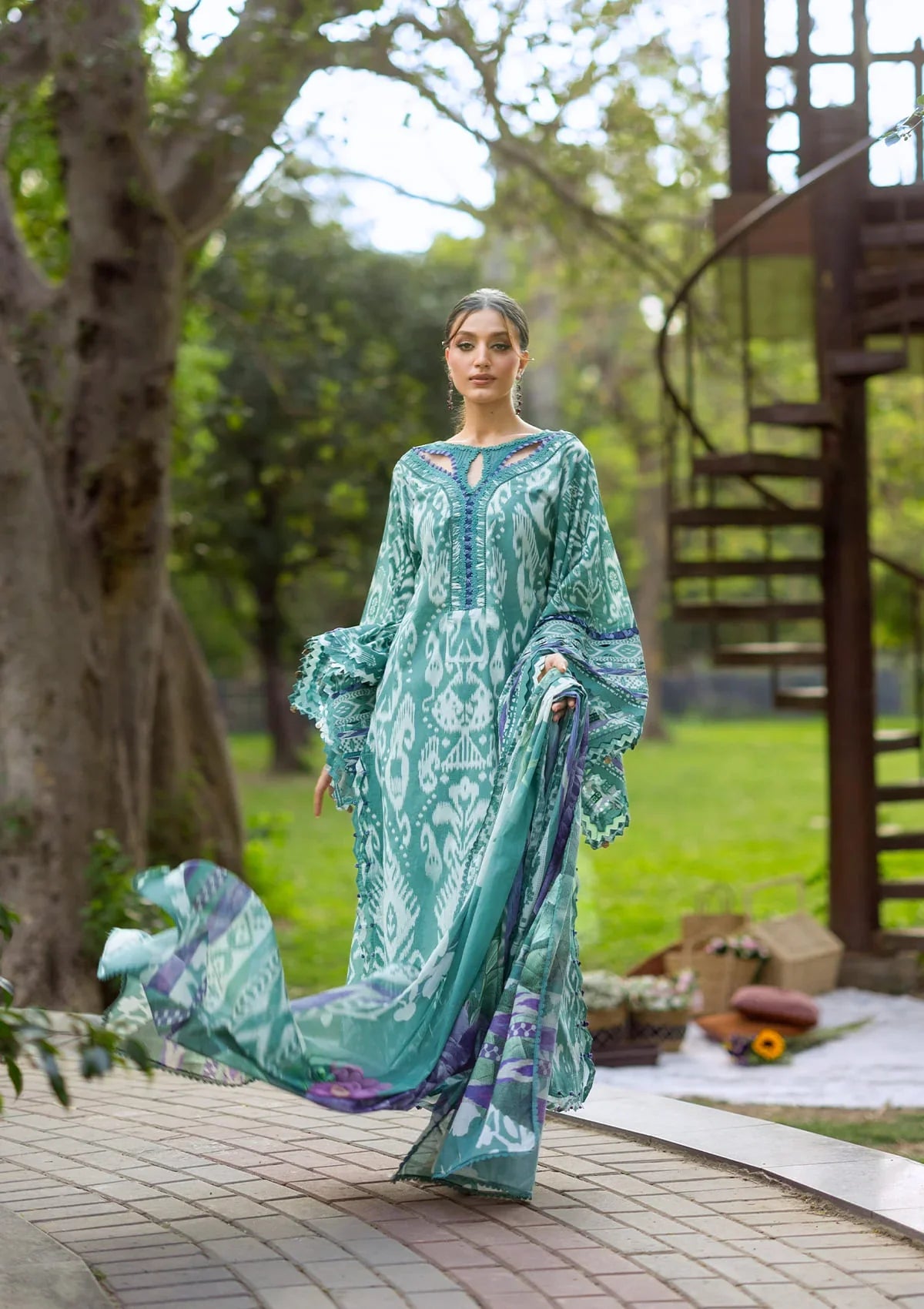 Bridgerton Prints Lawn – EPB-1A NIA MARE