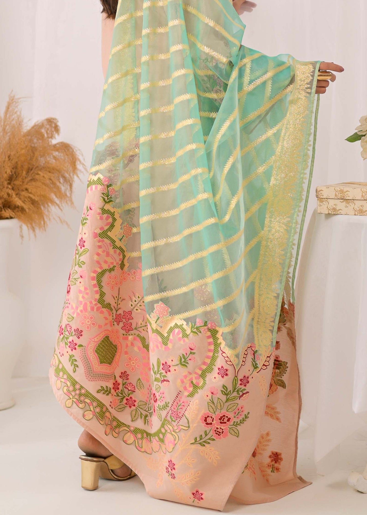 jacquard Kurta Set in Peach pink