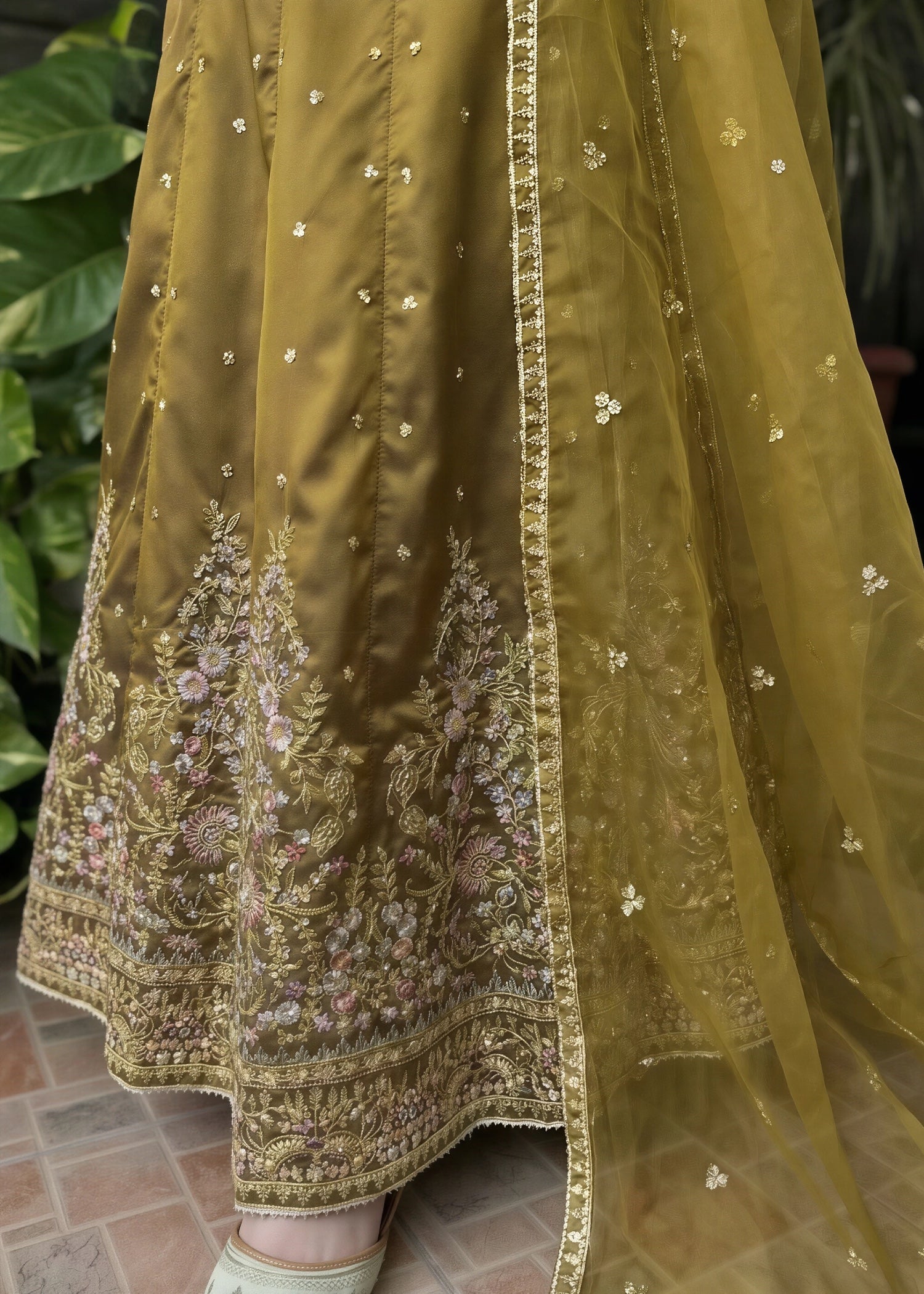 silk Maxi in Olive green