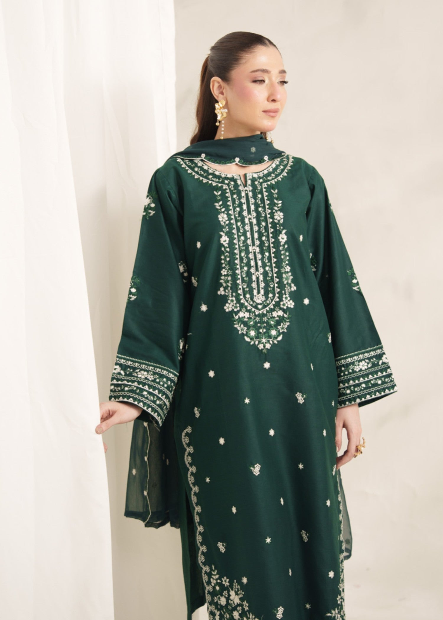 lawn Kurta Set in Bottle green