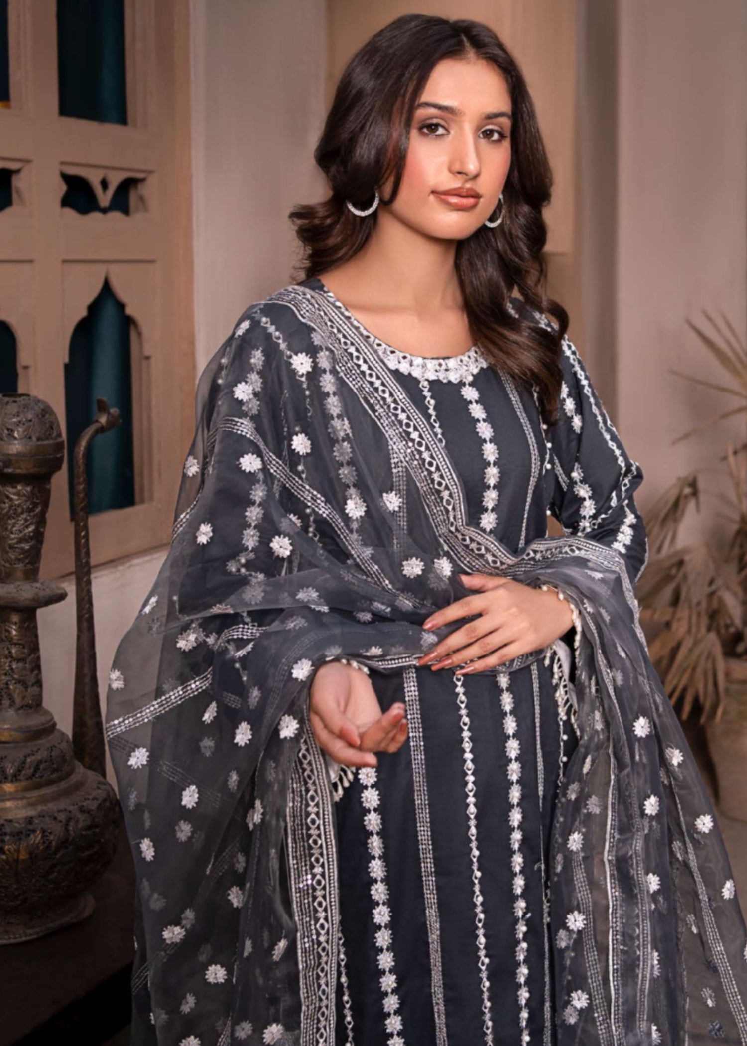 lawn cotton Kurta Set in Iron grey