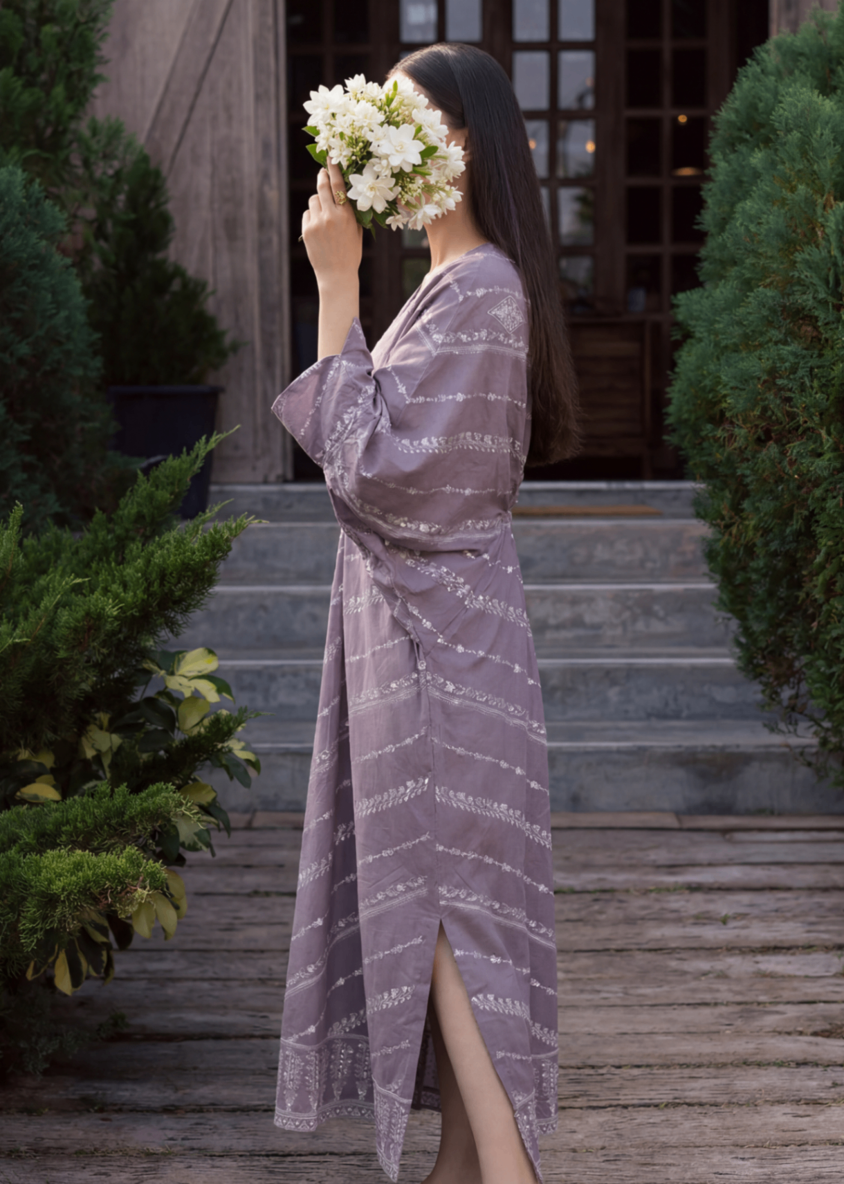 lawn Kaftan in Purple ash