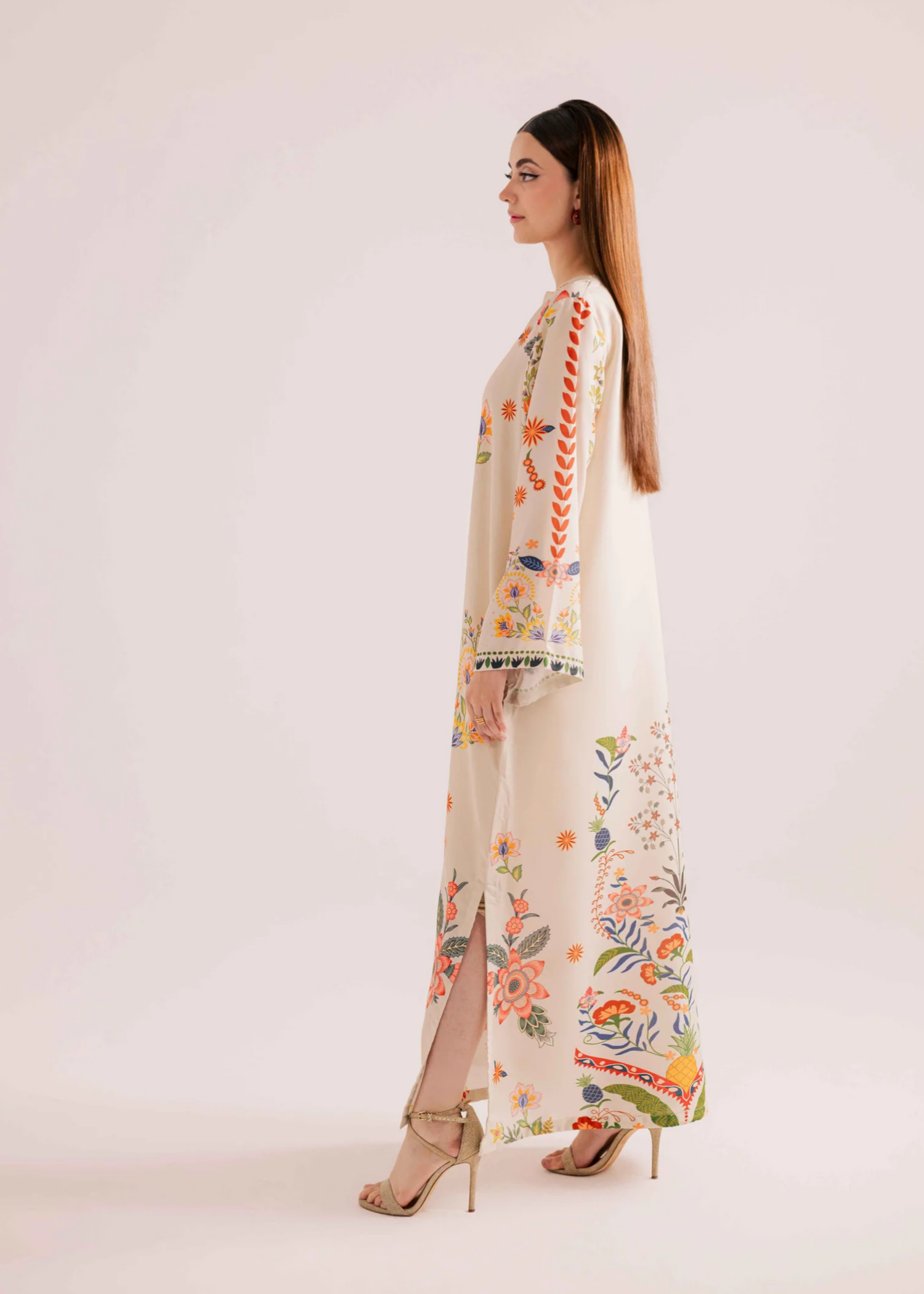 raw silk Kaftan in Vanilla