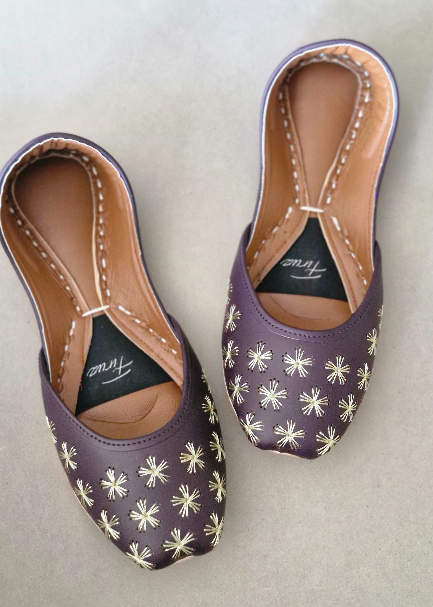 Khussa in Purple by - High Quality Women Khussa ZZM4467