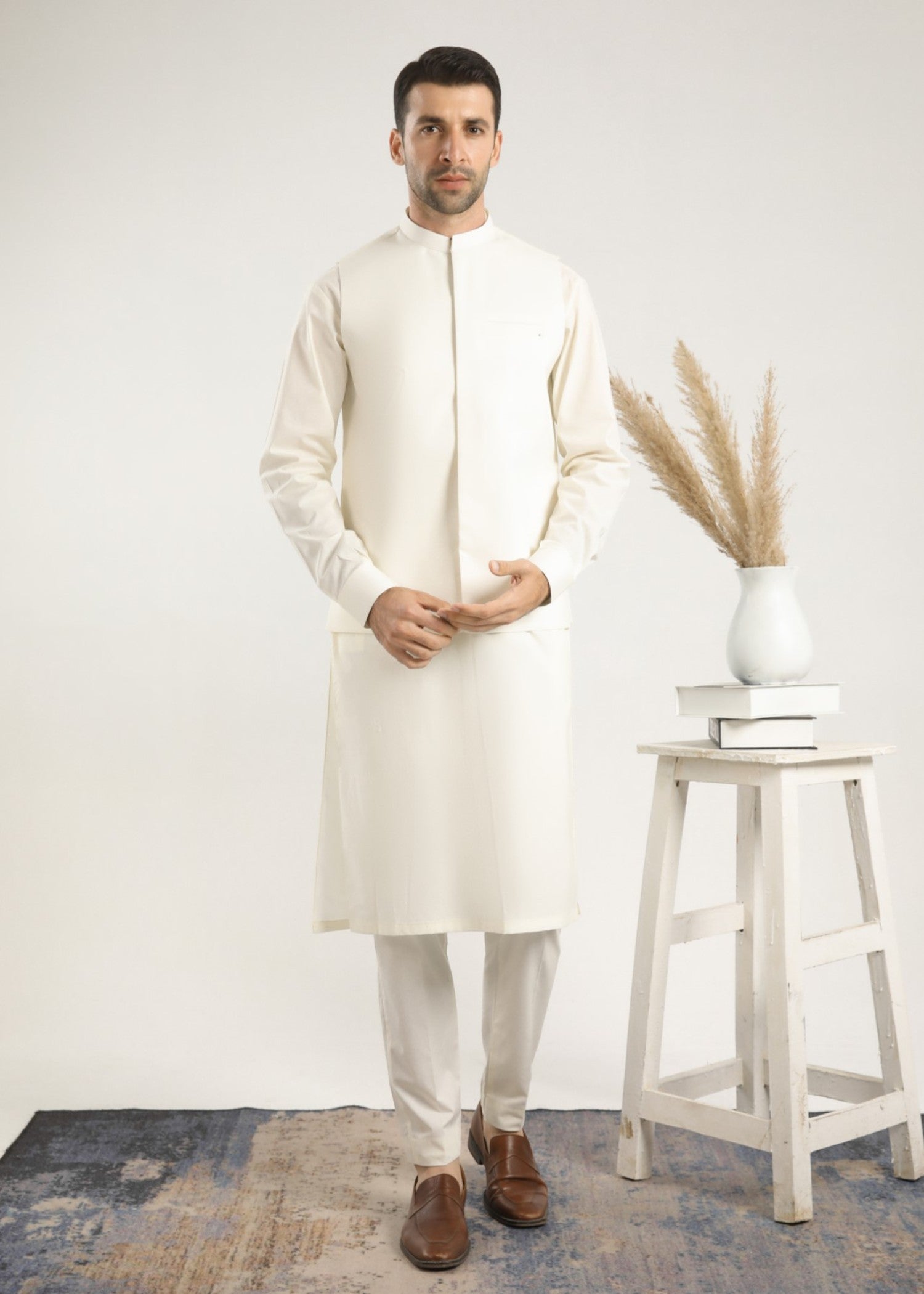 cotton Waistcoat in Floral white