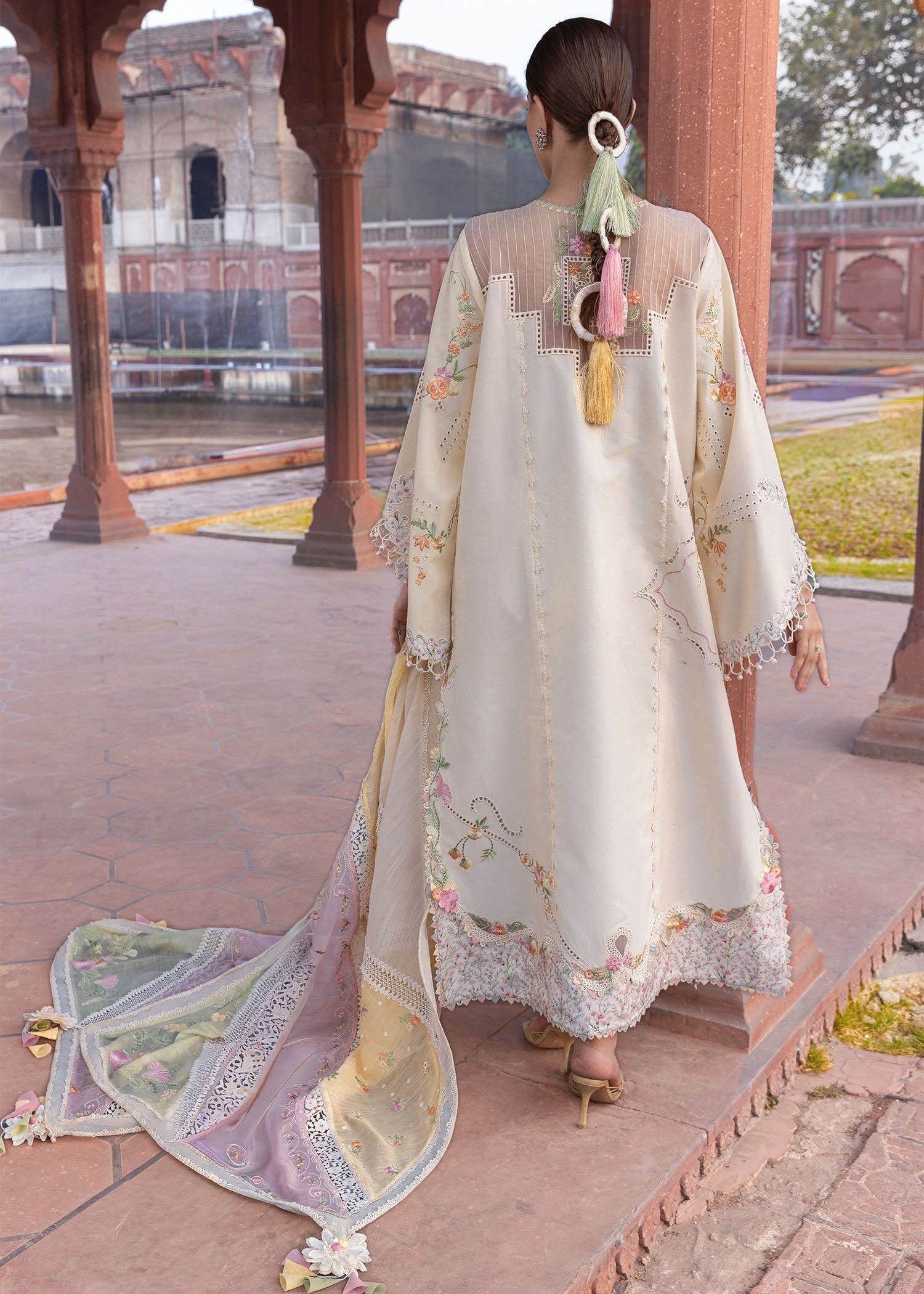 Flow Luxury Lawn – MANIFESTED MEADOWS - D7A