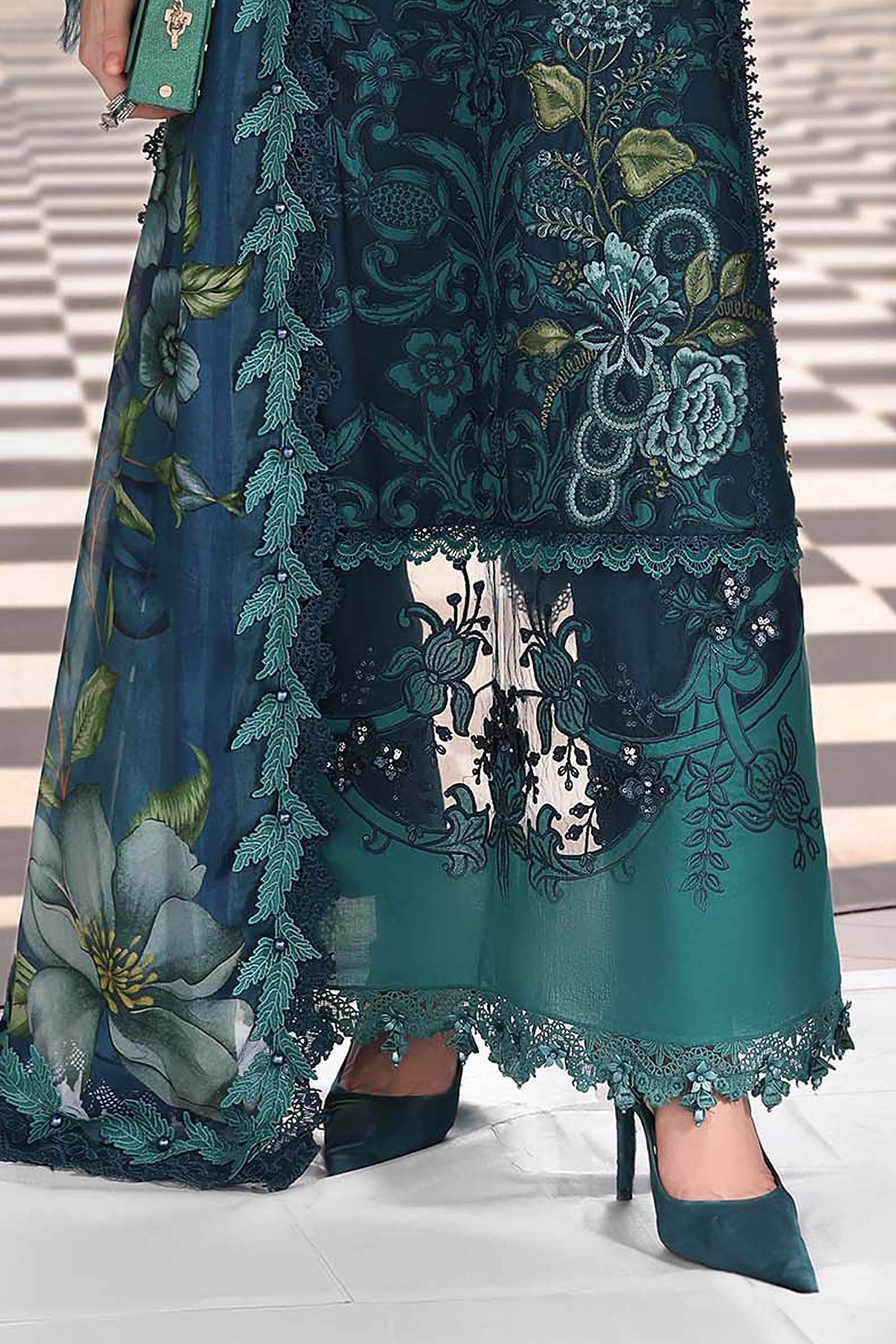 Eid Festive Luxury Lawn – EL26-06