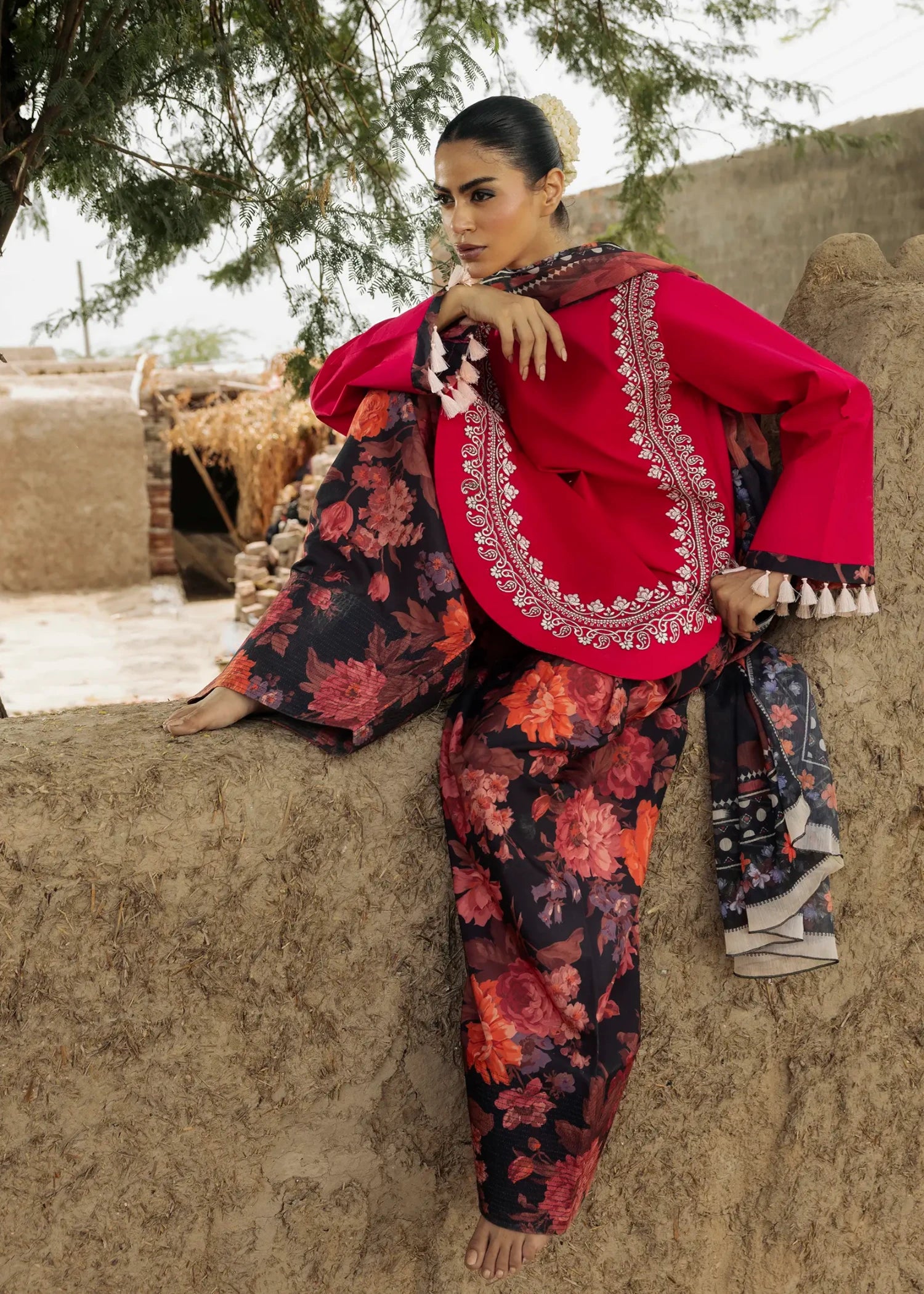 lawn cotton Kurta Set in Coral red