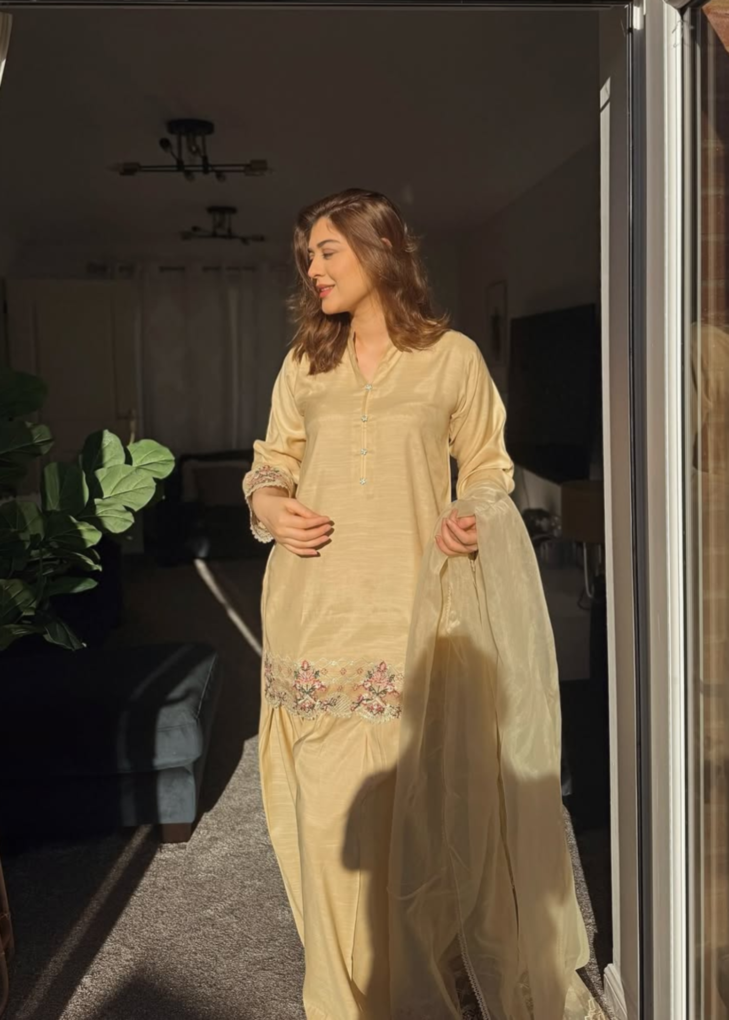 viscose raw silk Kurta Set in Daffodil
