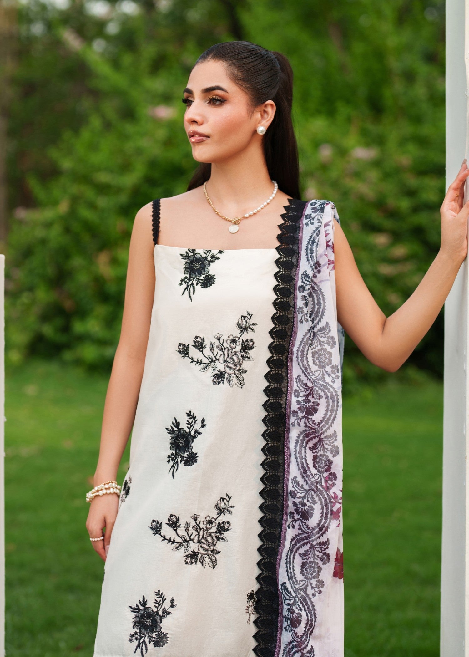 cambric Unstitched in White