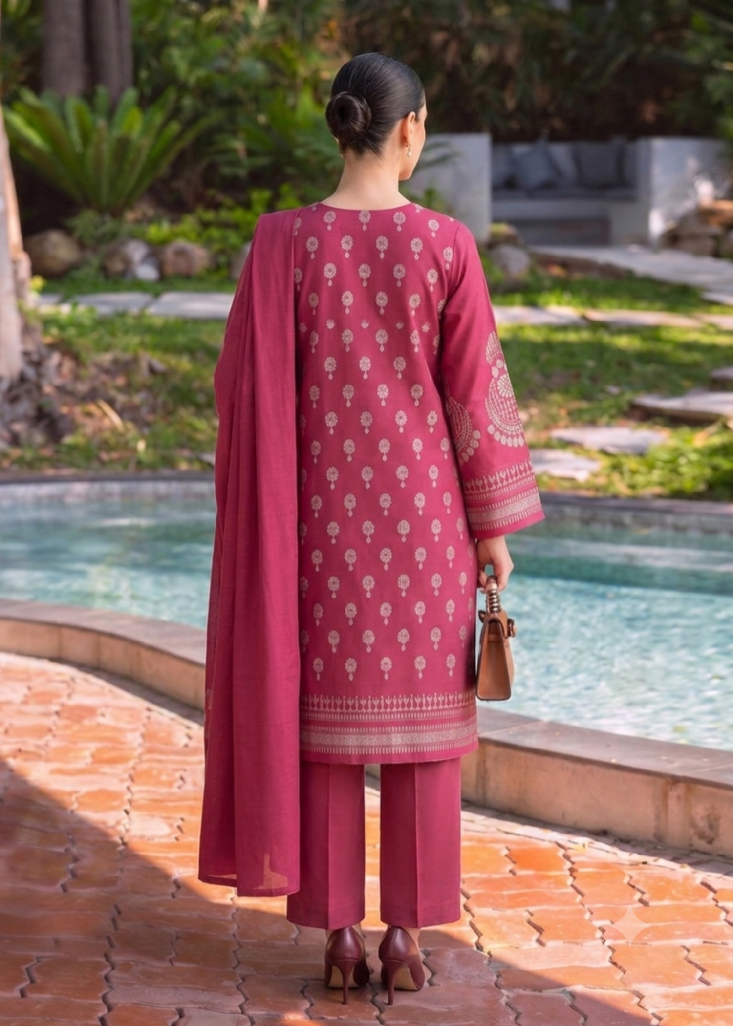 brochea jacquard Unstitched in Raspberry pink