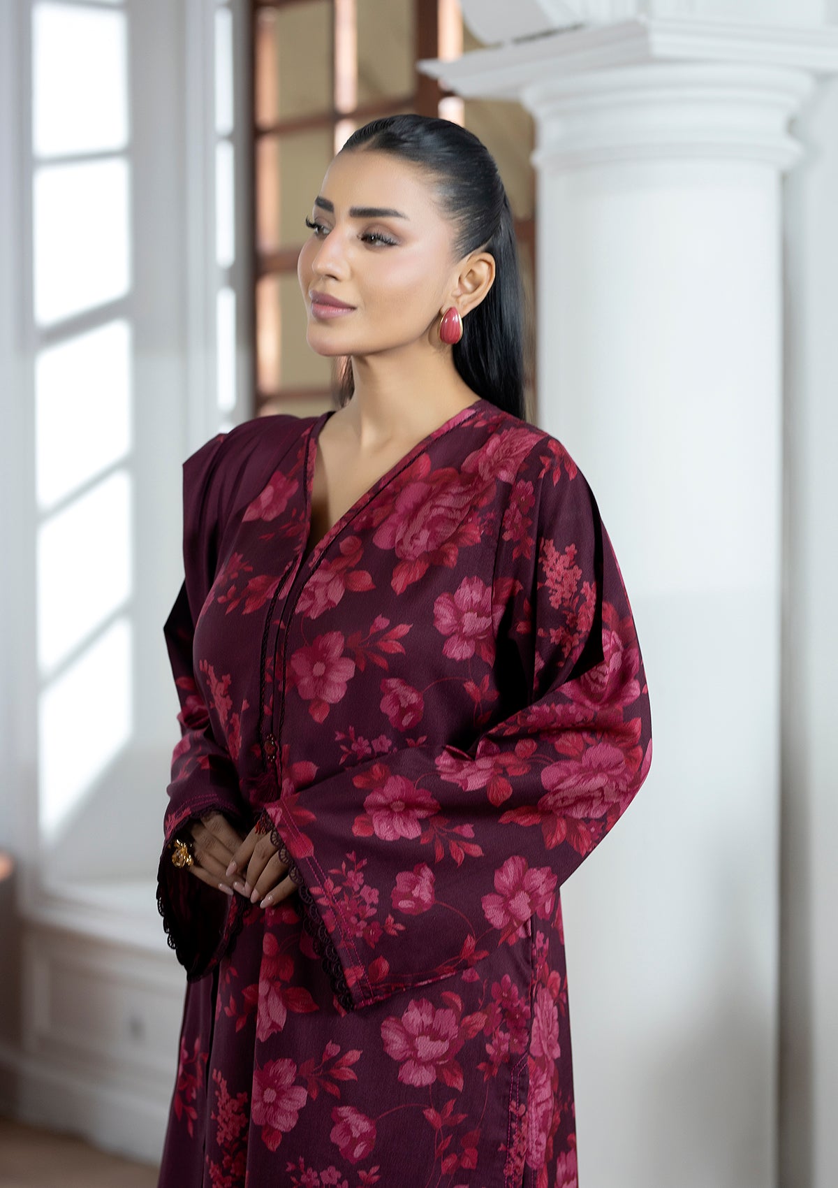 dhanak Kurta Set in Blood red