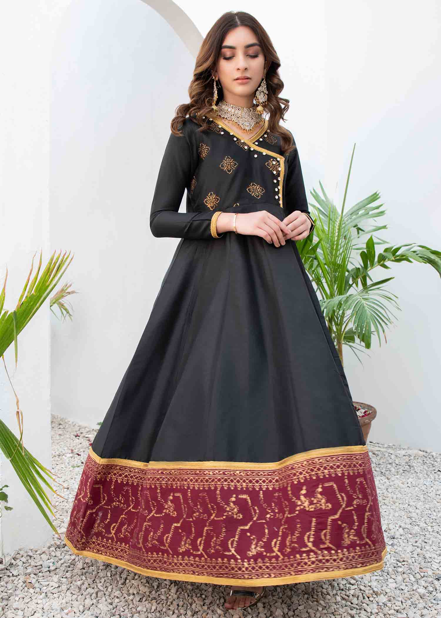 khaddi silk Unstitched in Black