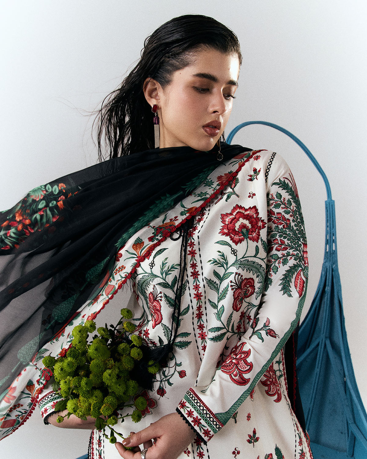 Jugnu Luxury Lawn Edit – Inali