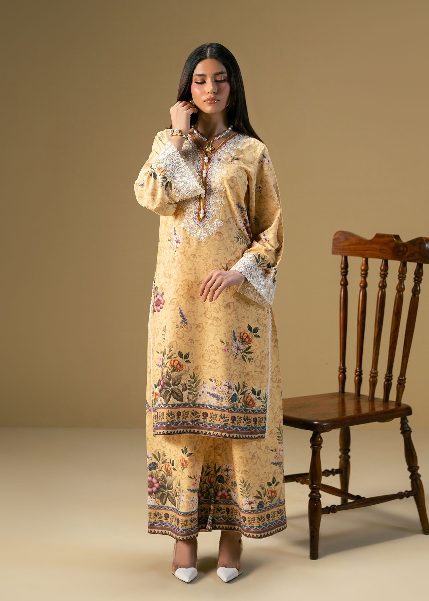 lawn Co Ord Sets in Lemon chiffon