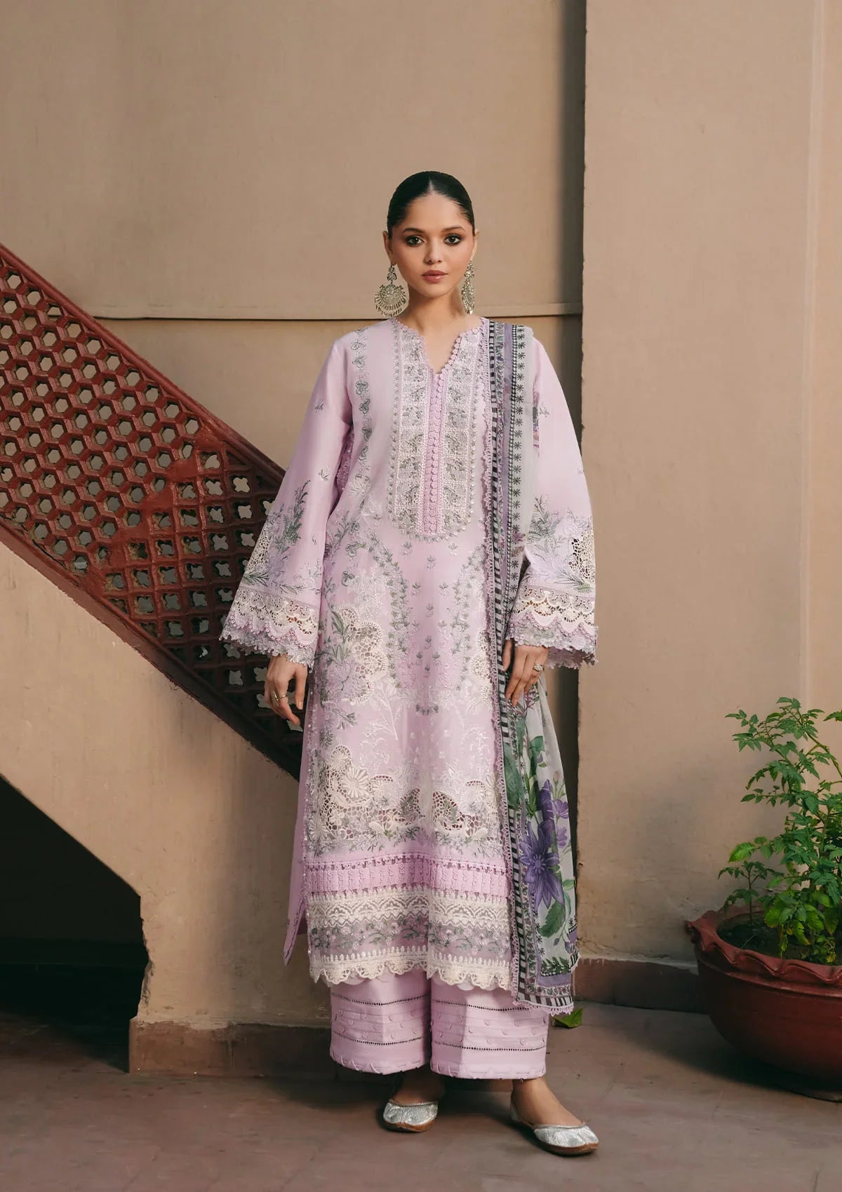 Ek Fasana Luxury Lawn – KLB-4A MEHAK