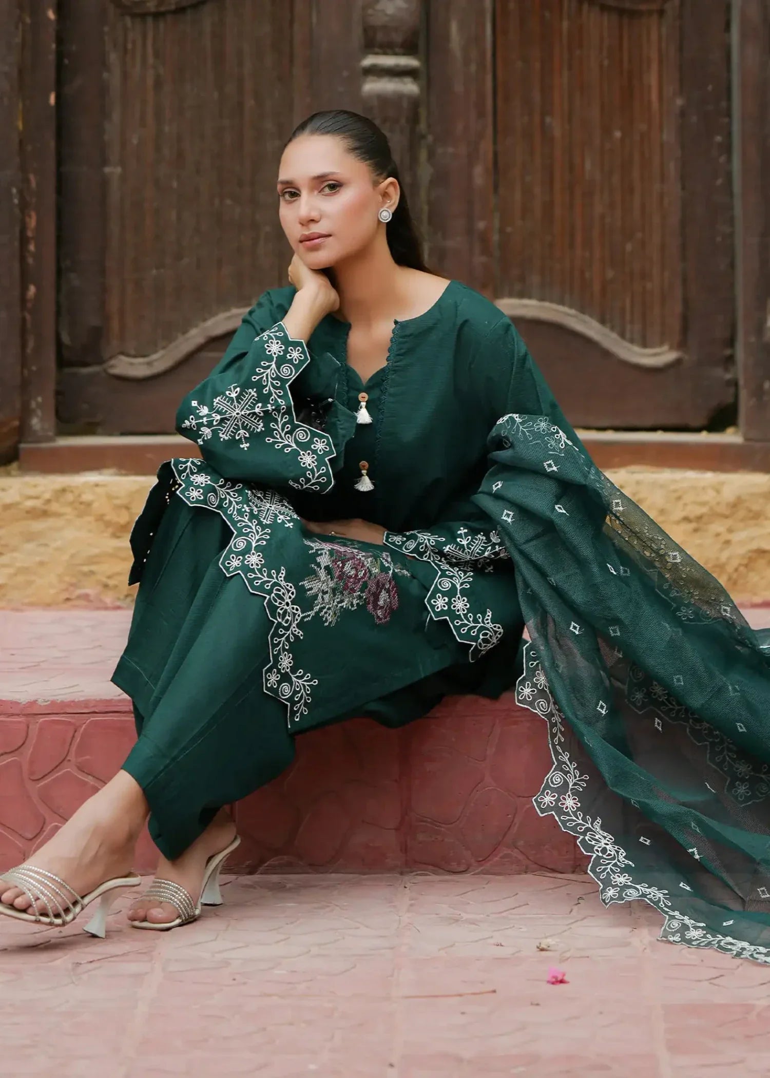 textured lawn Kurta Set in Dark green
