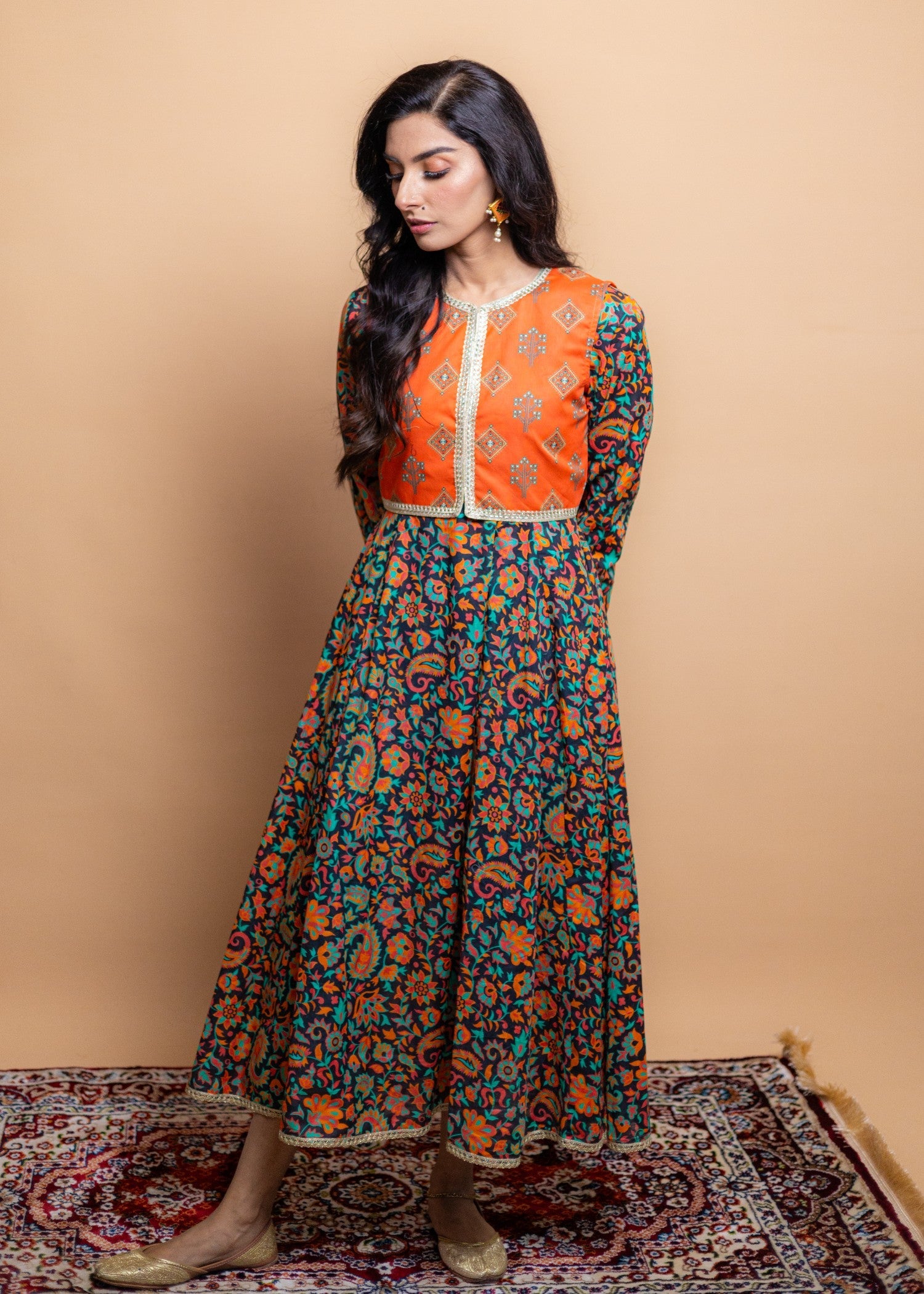 lawn Pishwas in Jet black