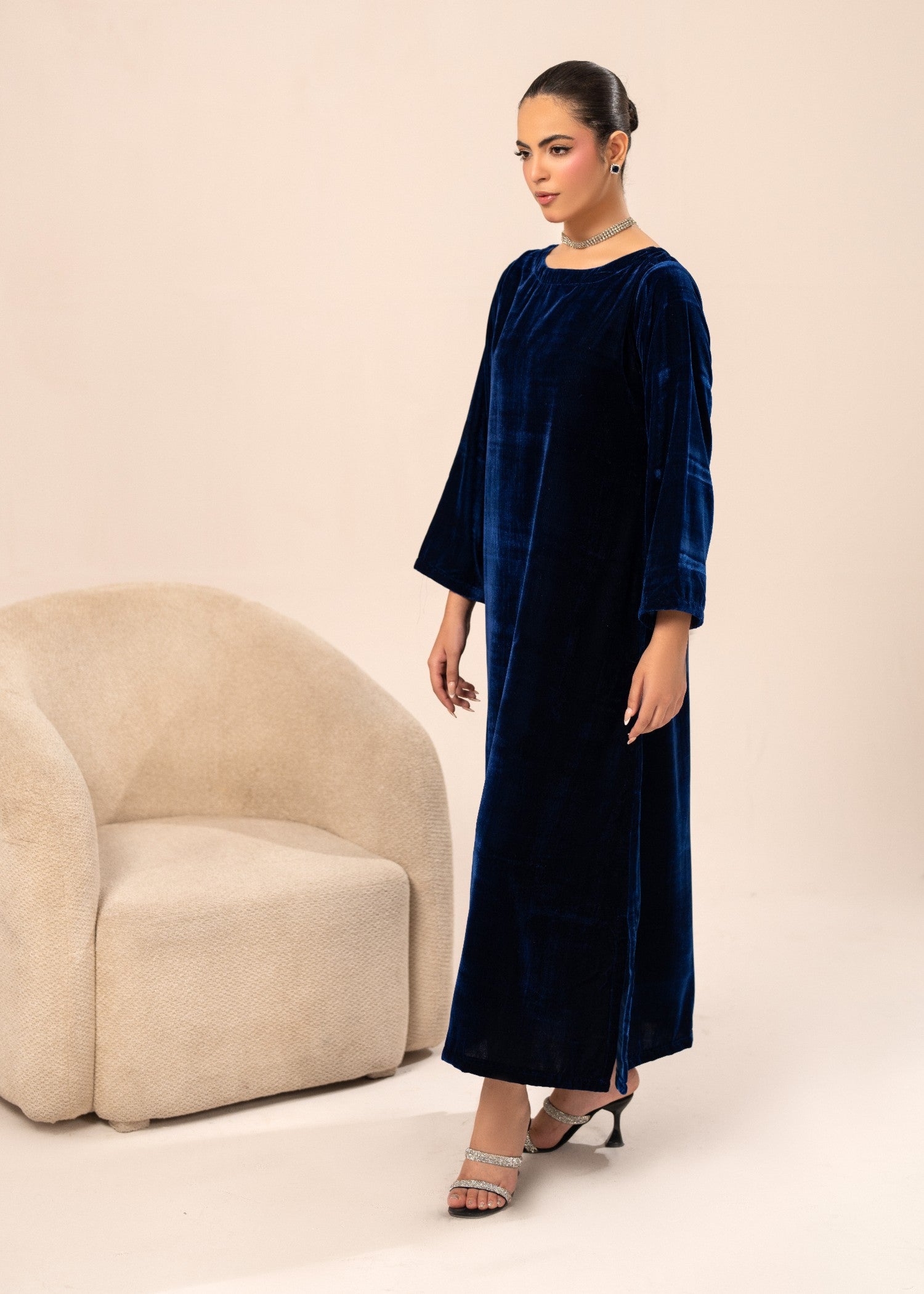 velvet Kaftan in Royal blue